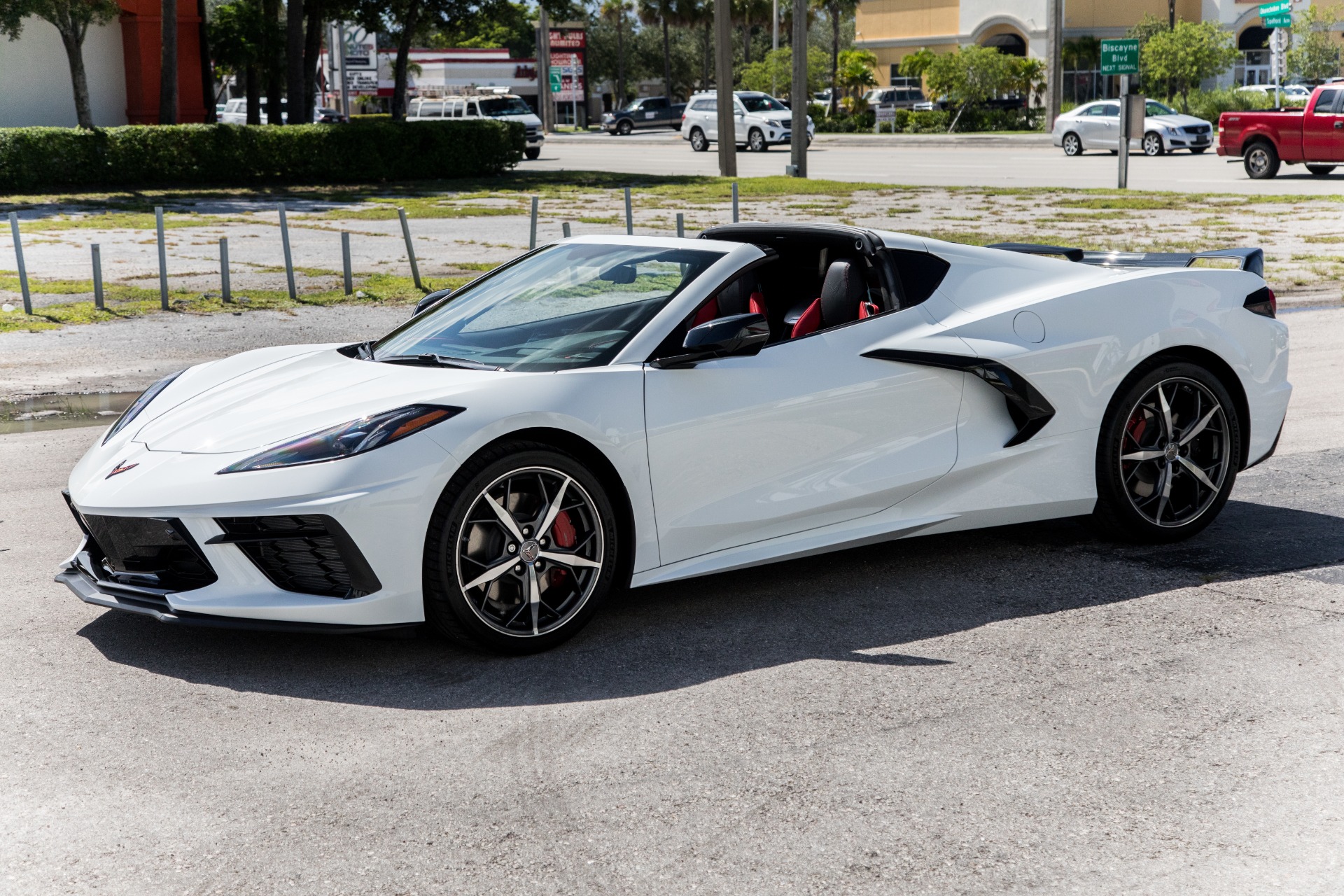 Used-2020-Chevrolet-Corvette-Stingray