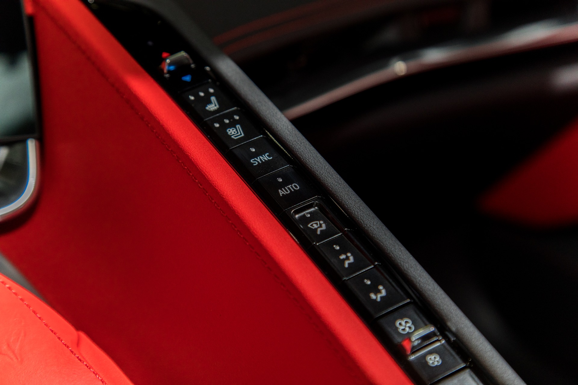 Used-2020-Chevrolet-Corvette-Stingray