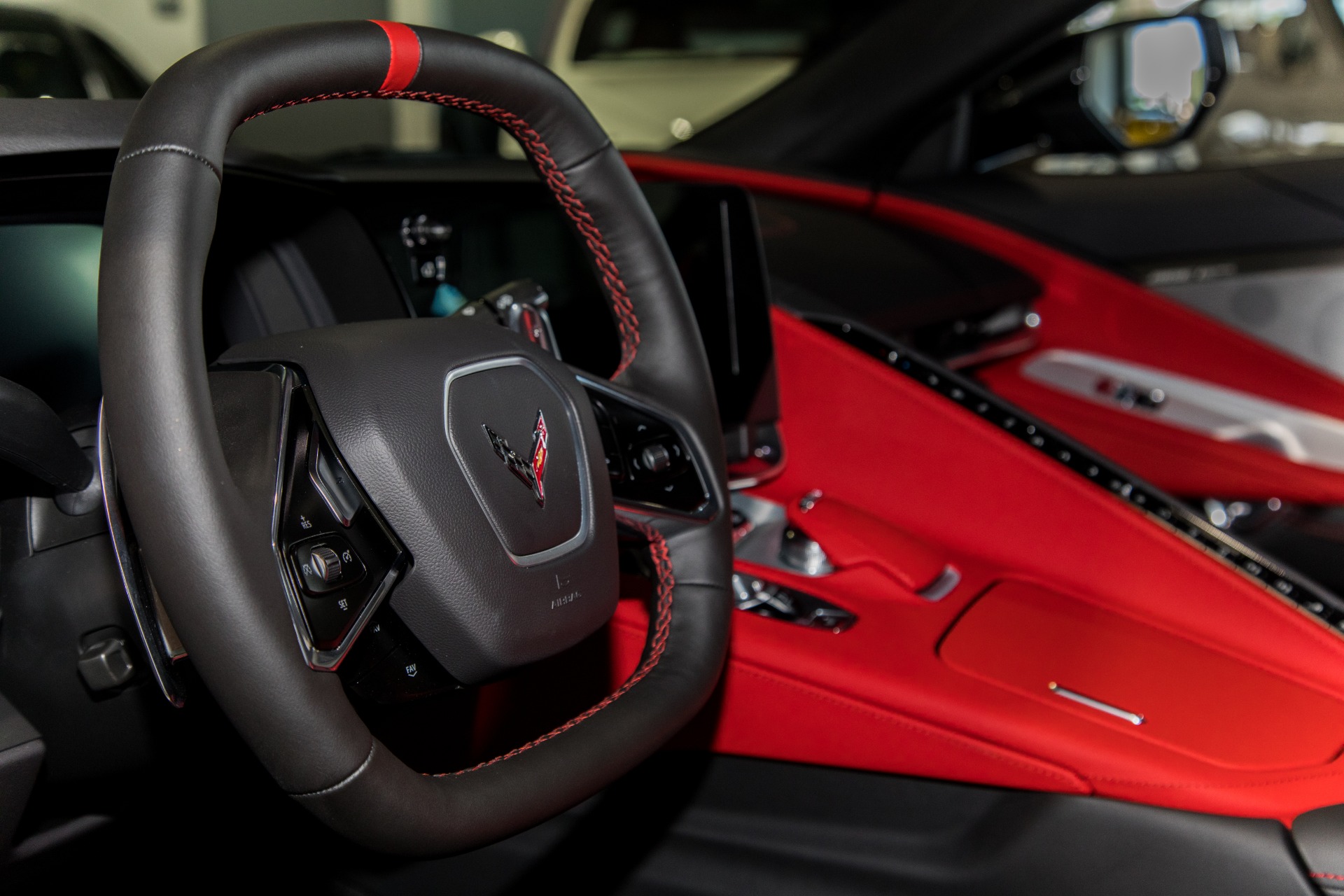 Used-2020-Chevrolet-Corvette-Stingray