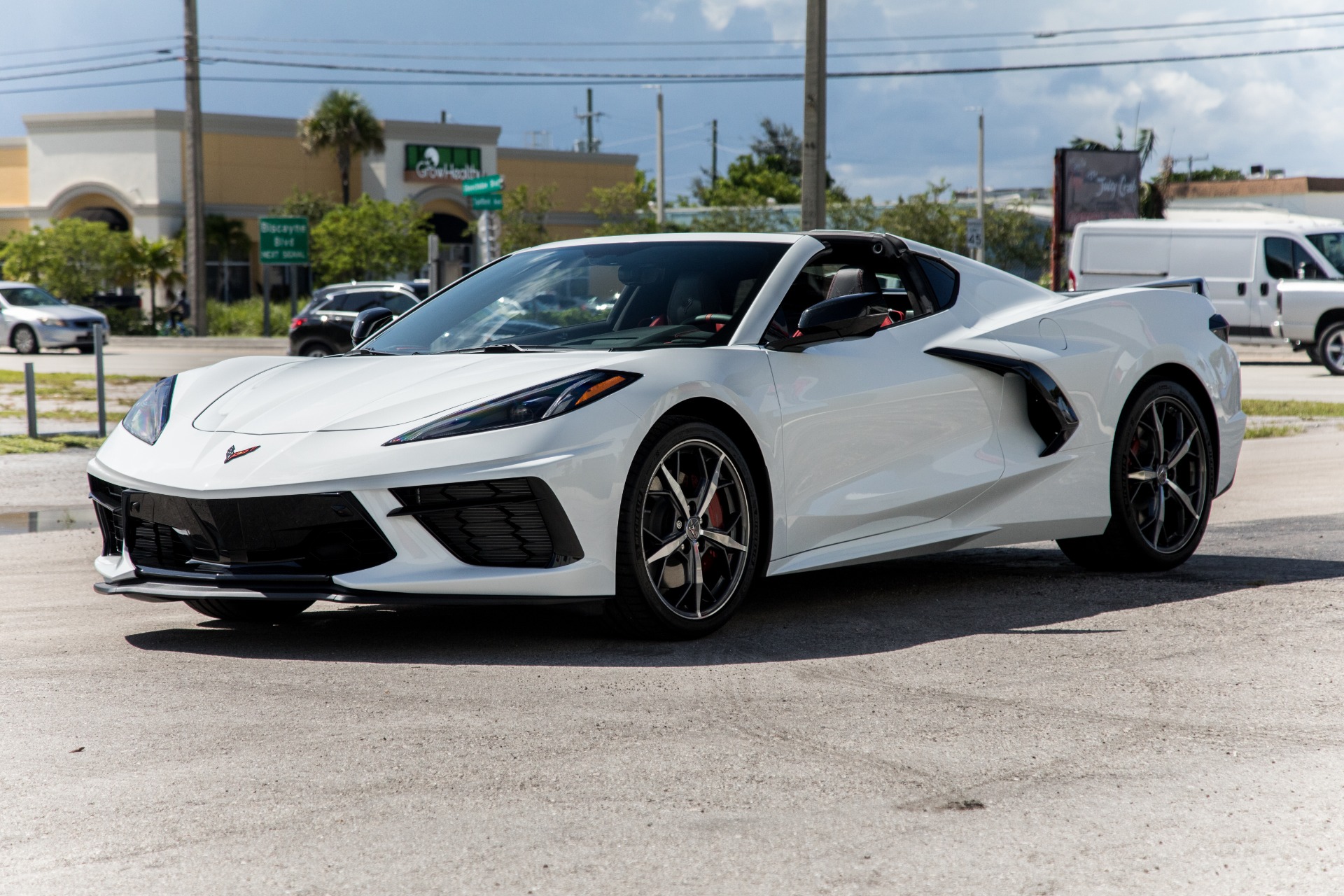 Used-2020-Chevrolet-Corvette-Stingray
