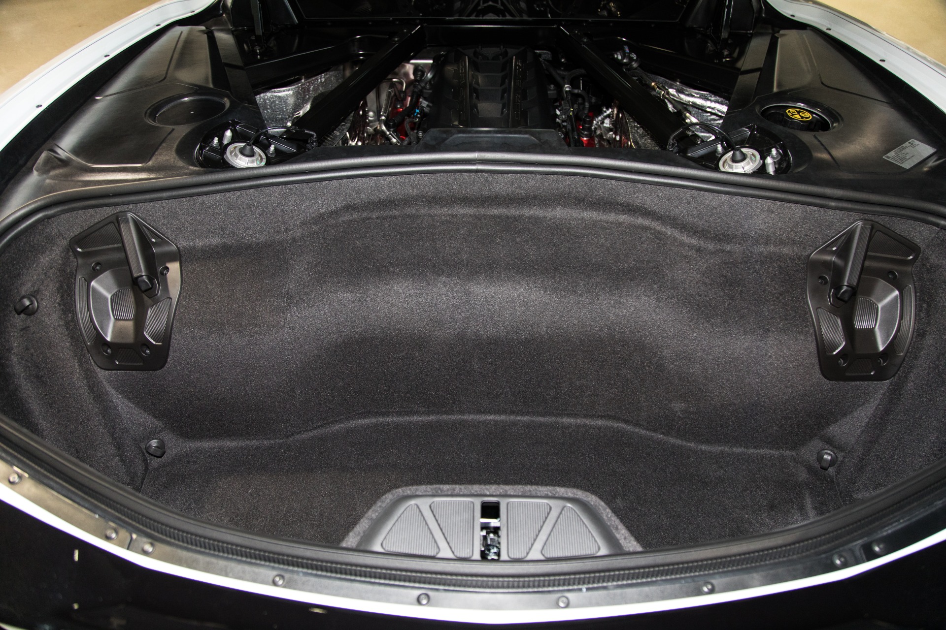 Used-2020-Chevrolet-Corvette-Stingray