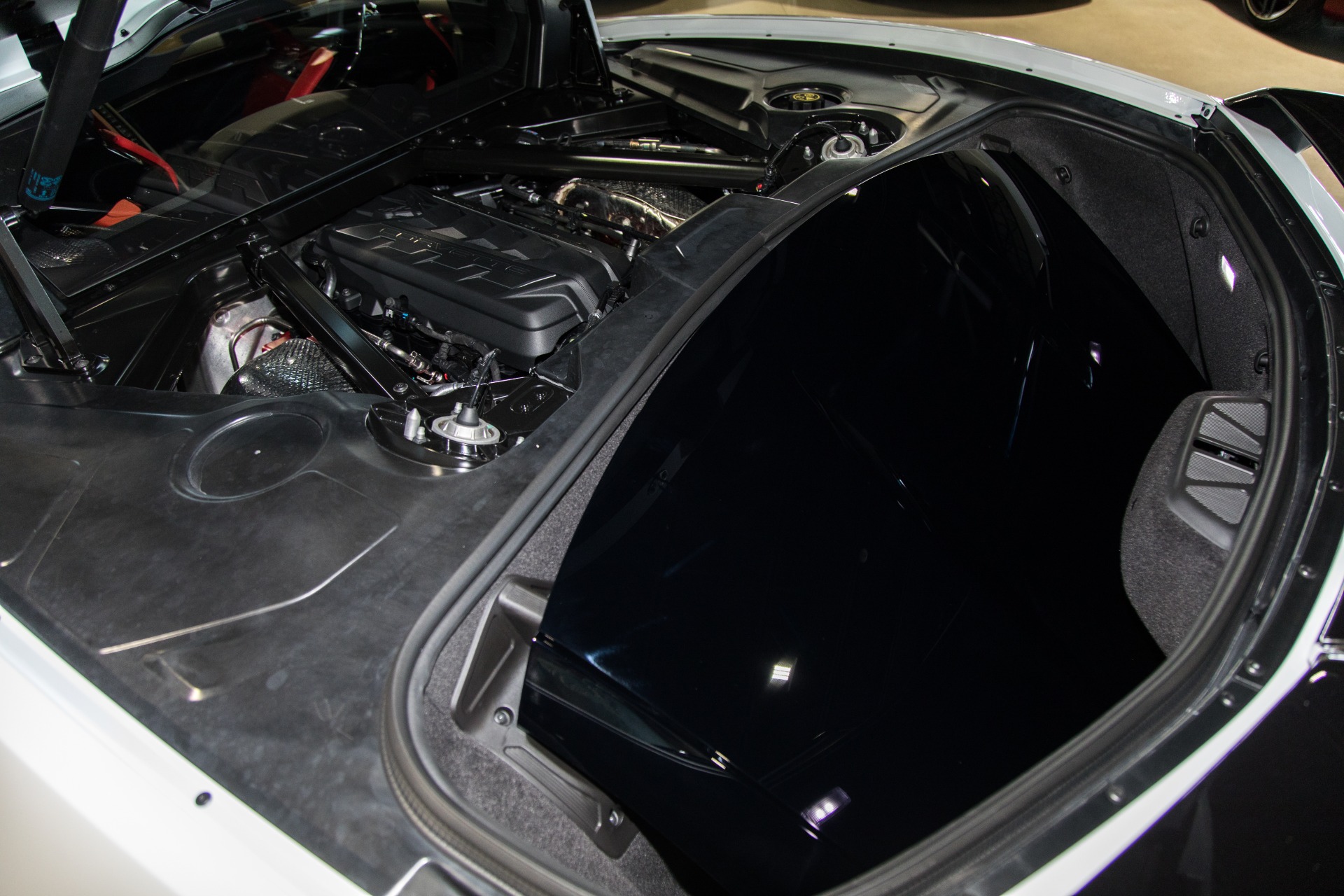 Used-2020-Chevrolet-Corvette-Stingray
