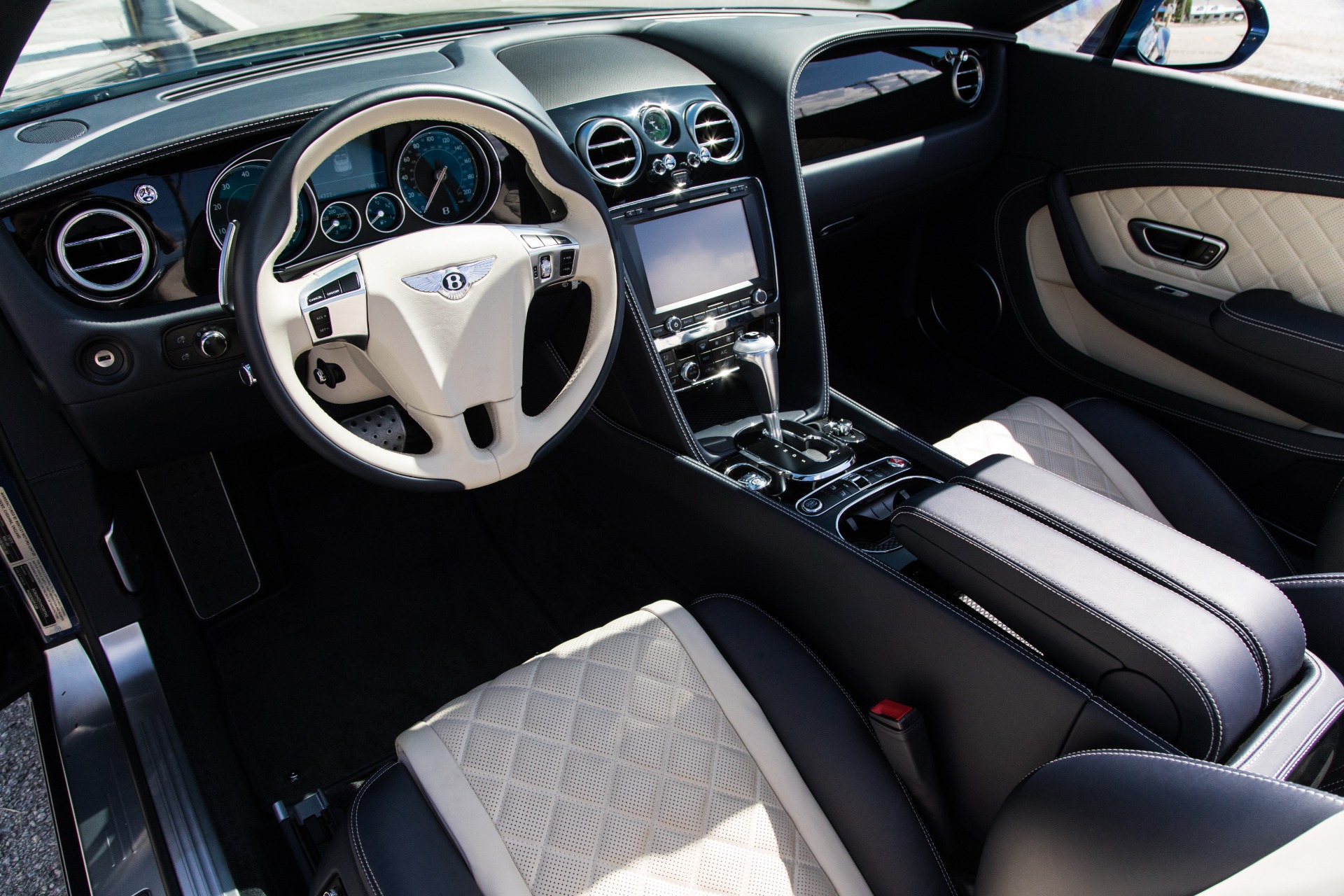 Used-2017-Bentley-Continental-GTC-V8-S