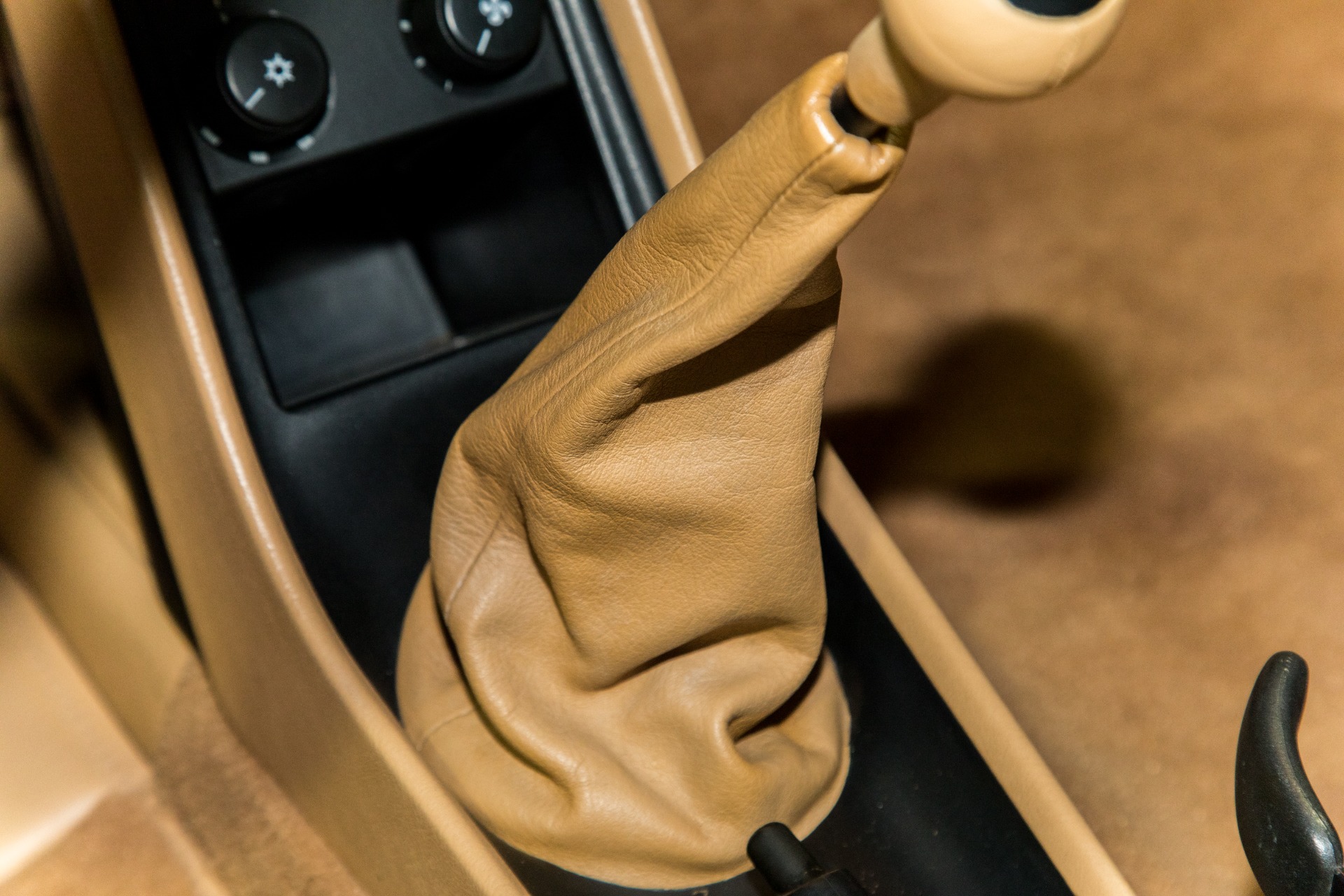 Used-1989-Porsche-911-Carrera-Speedster