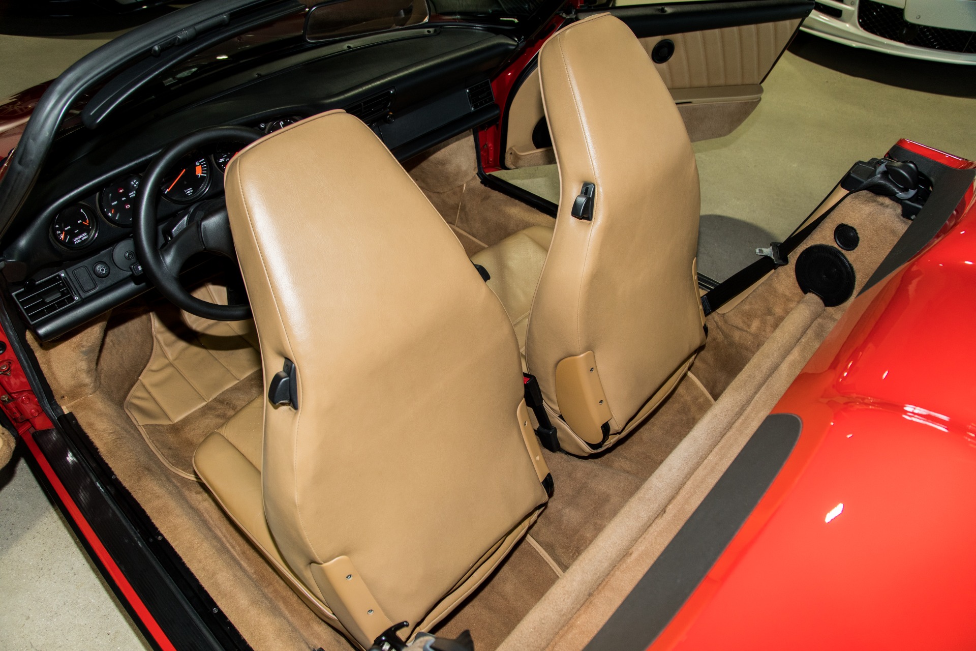 Used-1989-Porsche-911-Carrera-Speedster