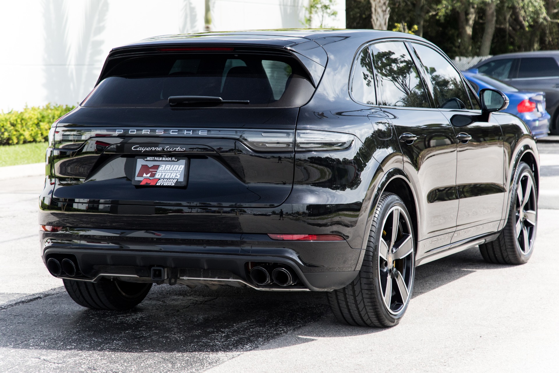 Used-2019-Porsche-Cayenne-Turbo