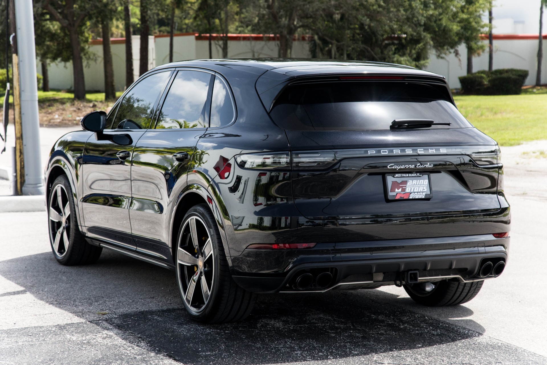 Used-2019-Porsche-Cayenne-Turbo