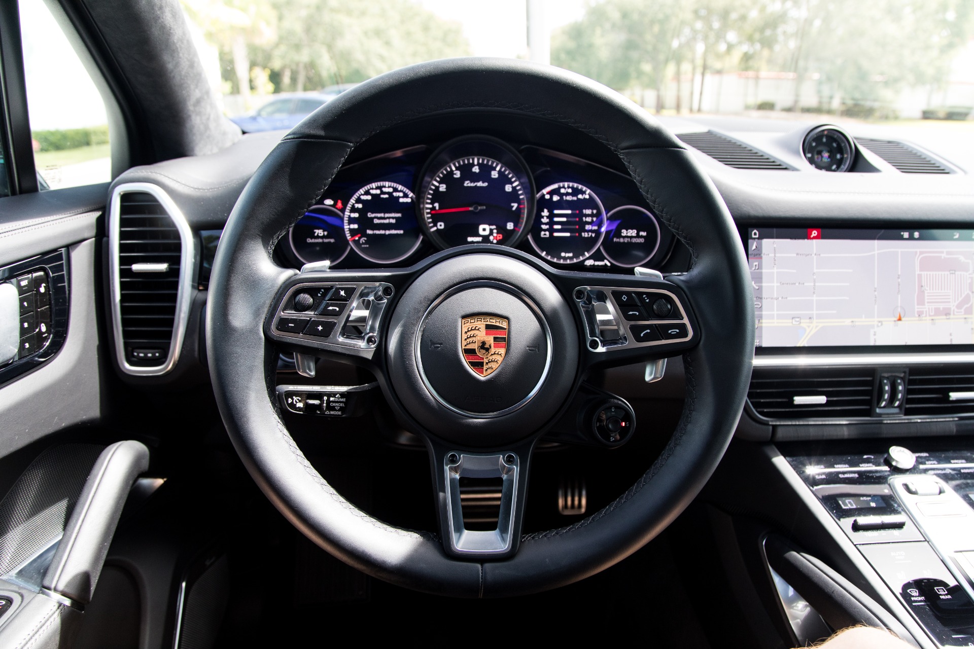 Used-2019-Porsche-Cayenne-Turbo