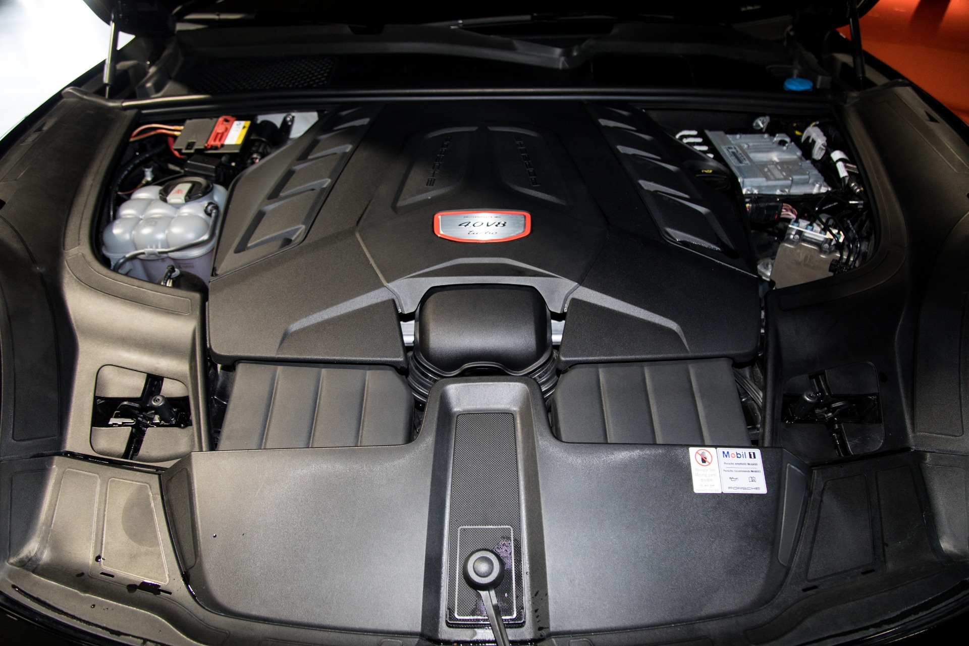 Used-2019-Porsche-Cayenne-Turbo