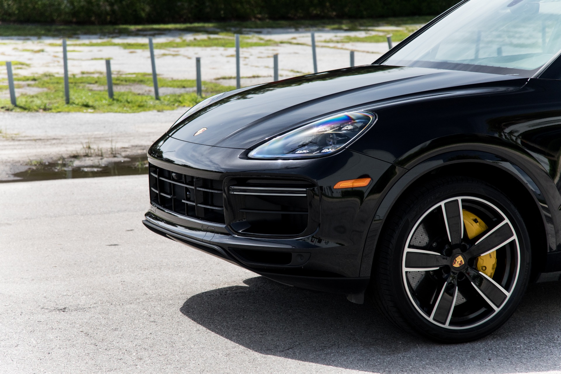 Used-2019-Porsche-Cayenne-Turbo