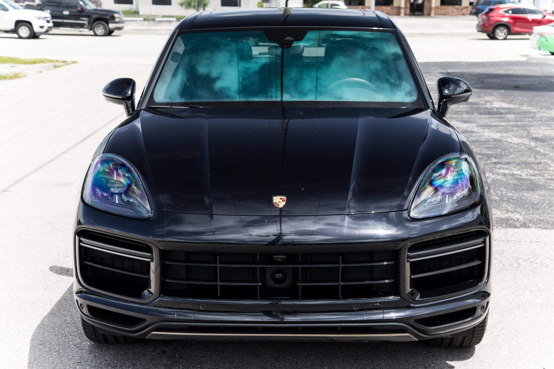 Used-2019-Porsche-Cayenne-Turbo