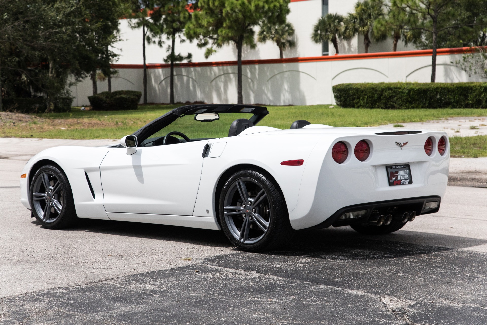 Used-2008-Chevrolet-Corvette-Base