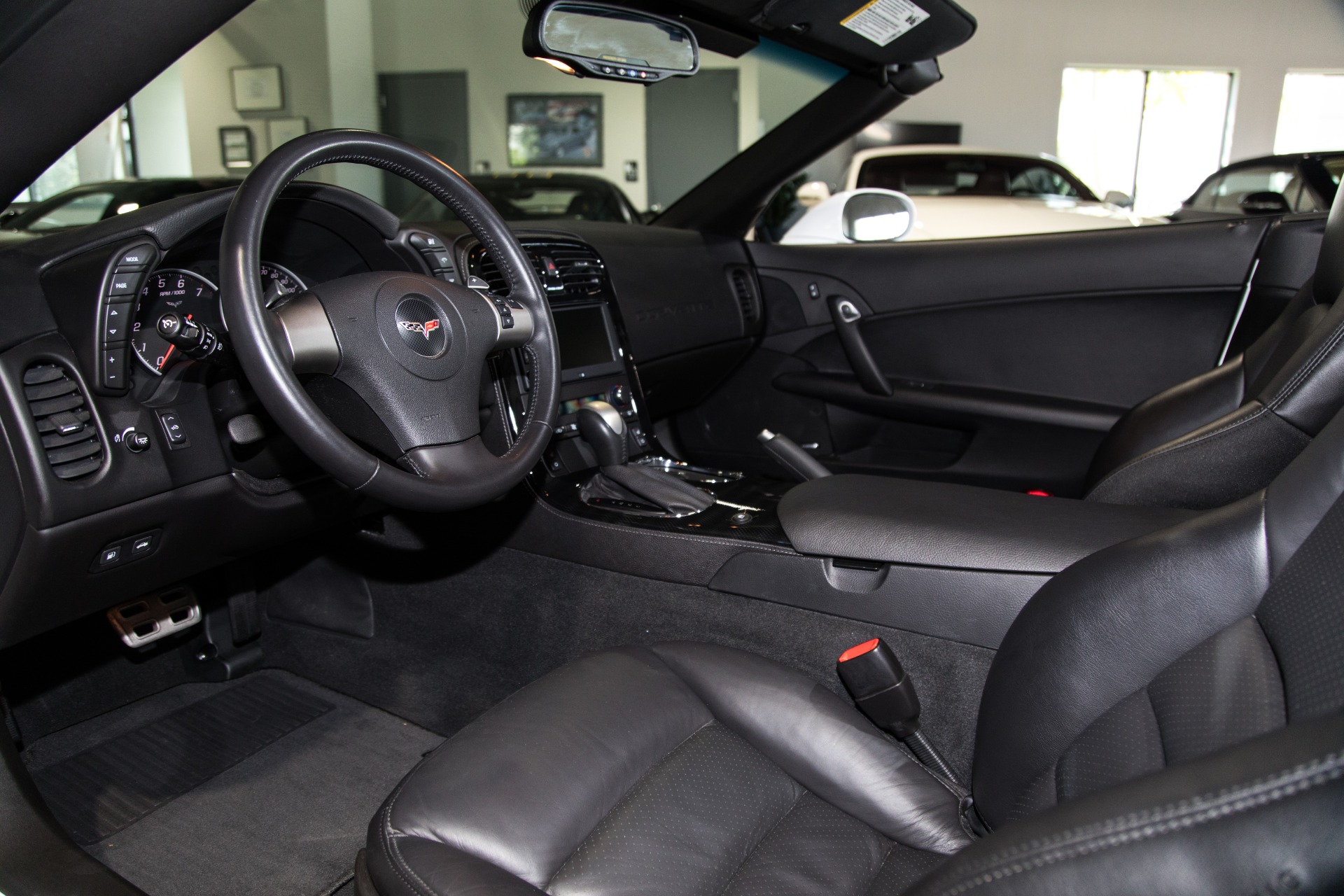 Used-2008-Chevrolet-Corvette-Base