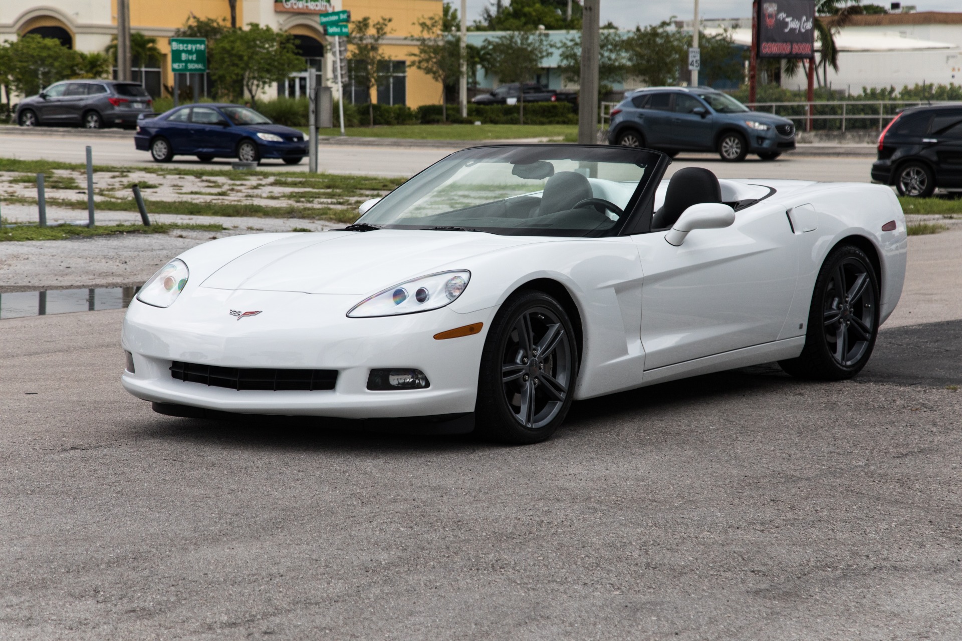 Used-2008-Chevrolet-Corvette-Base
