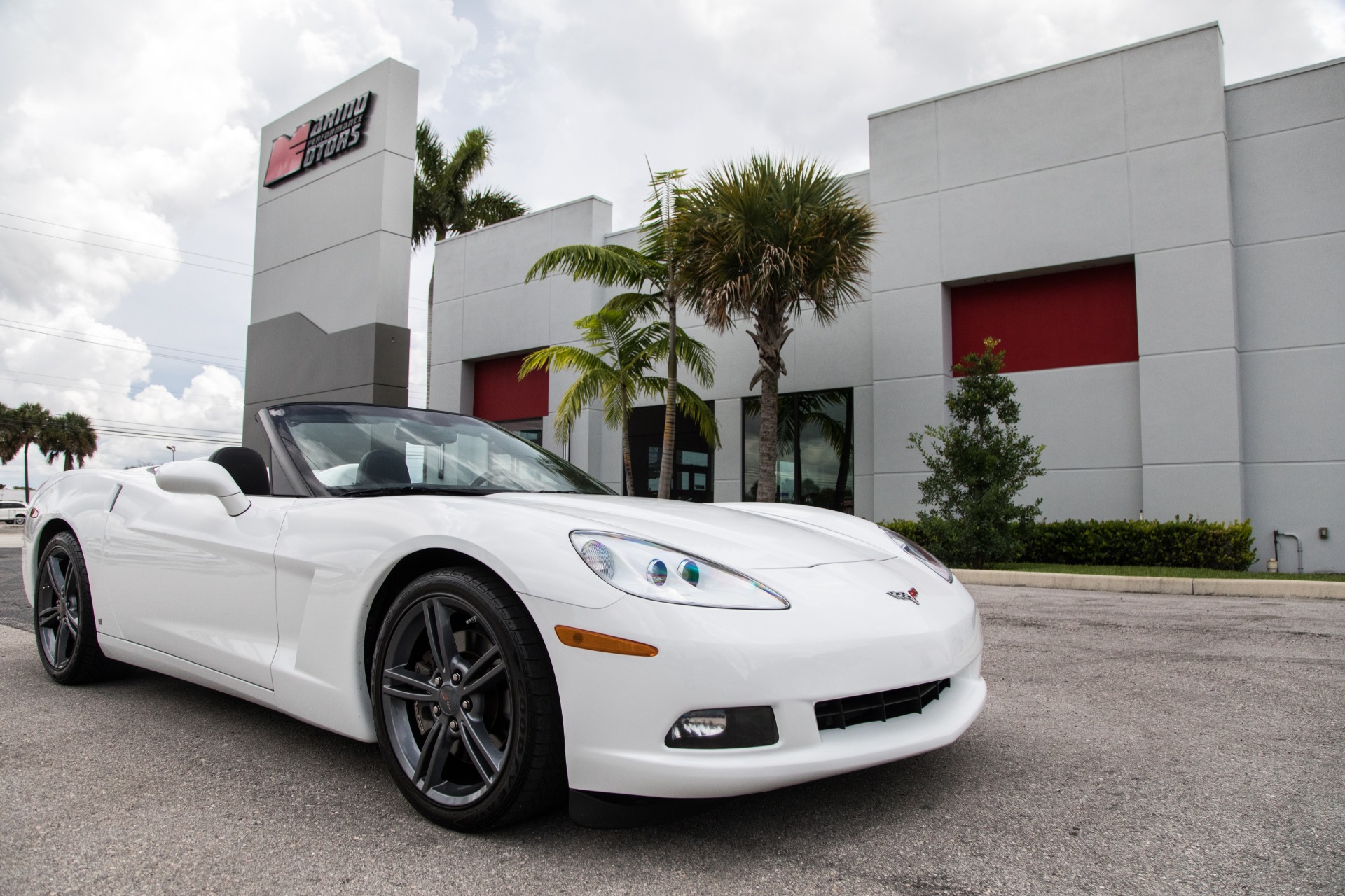 Used-2008-Chevrolet-Corvette-Base