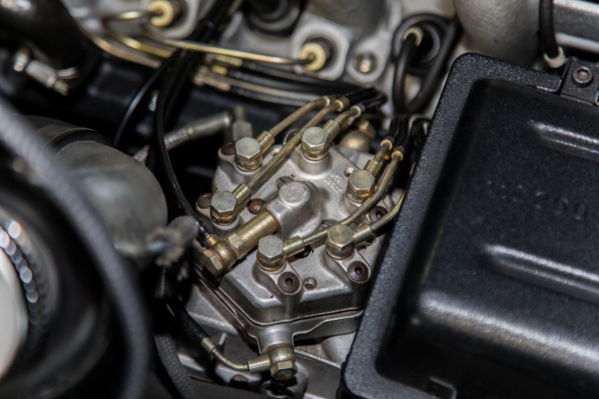 Used-1983-Ferrari-512BBi