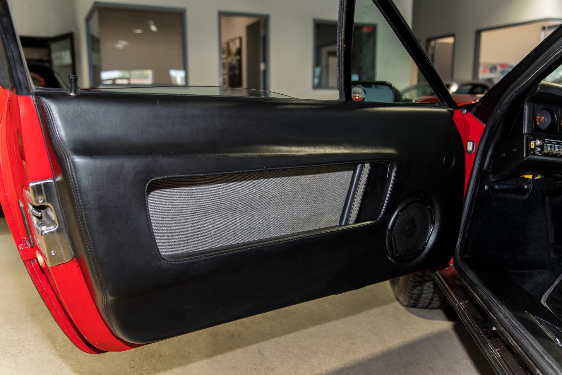 Used-1983-Ferrari-512BBi