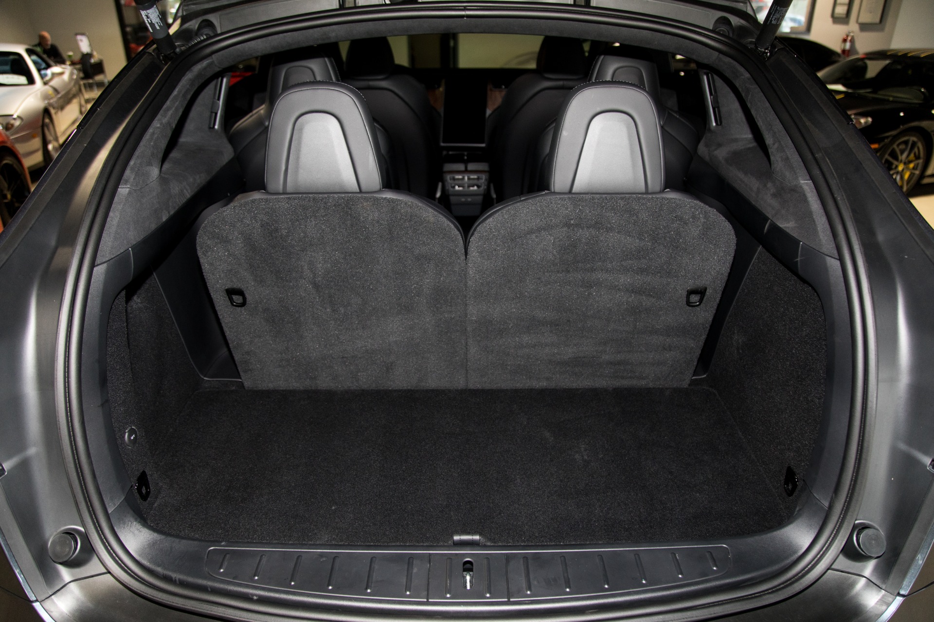 Used-2020-Tesla-Model-X-Long-Range