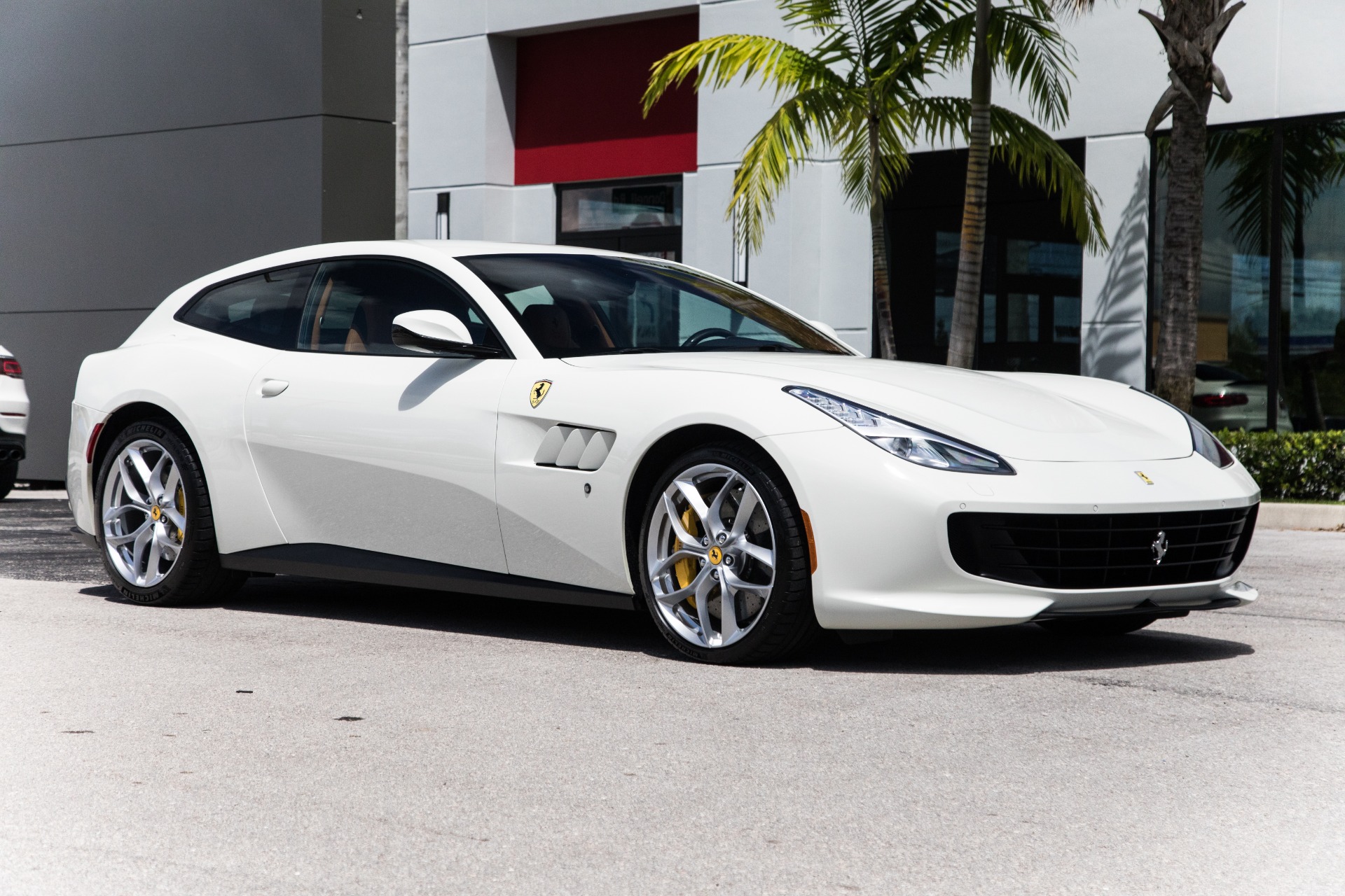 2018 ferrari gtc4lusso t
