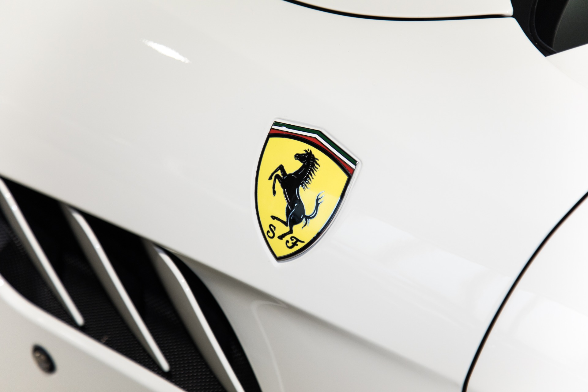 Used-2018-Ferrari-GTC4Lusso-T