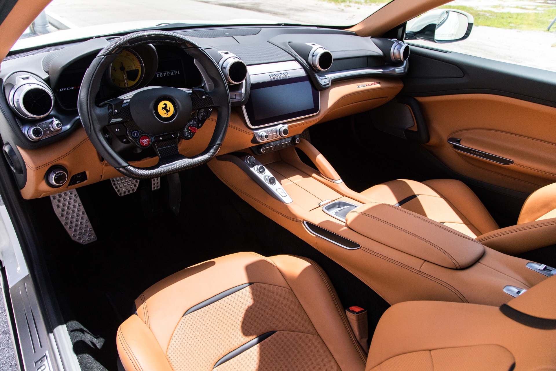 Used-2018-Ferrari-GTC4Lusso-T