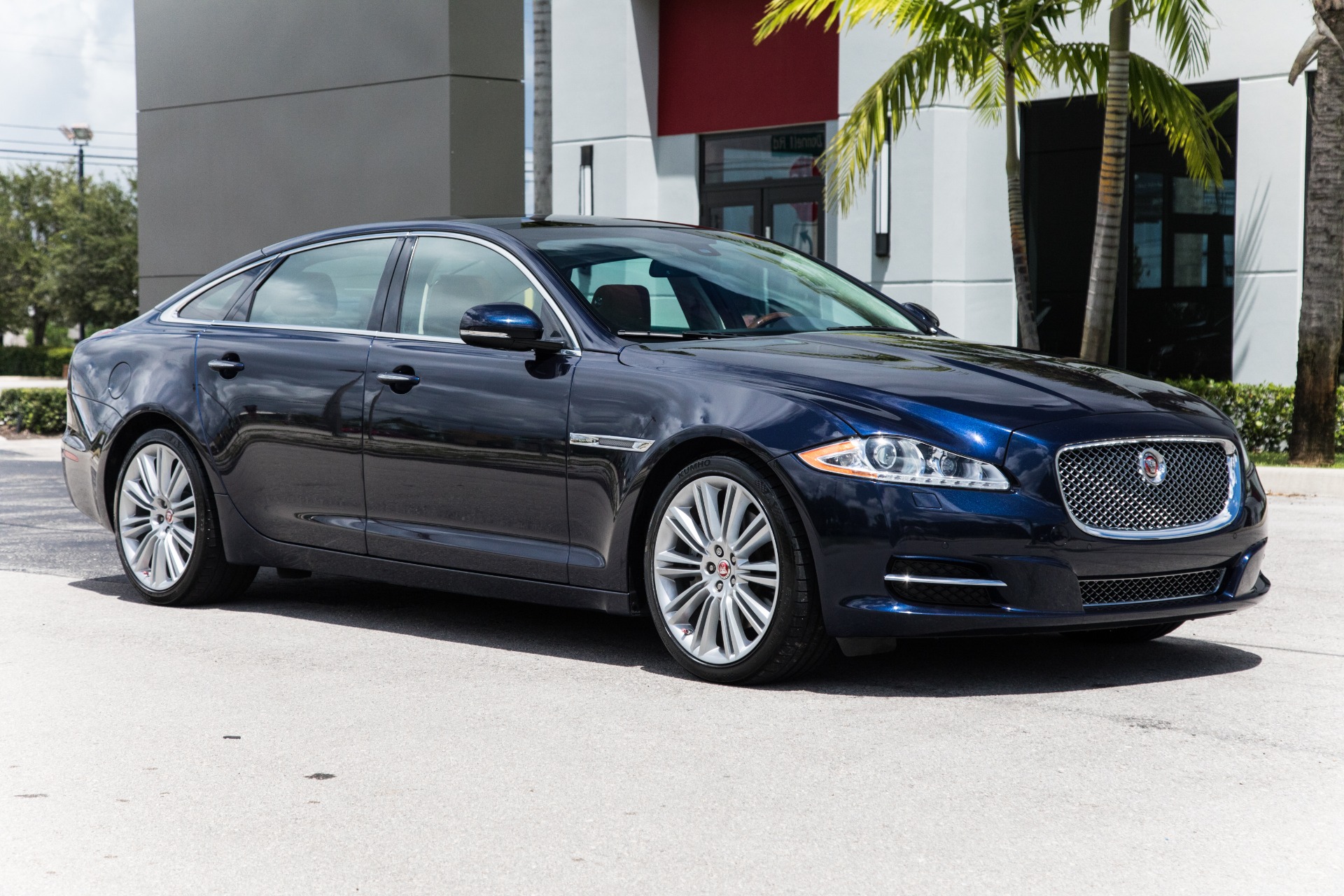 Used-2015-Jaguar-XJL-Portfolio