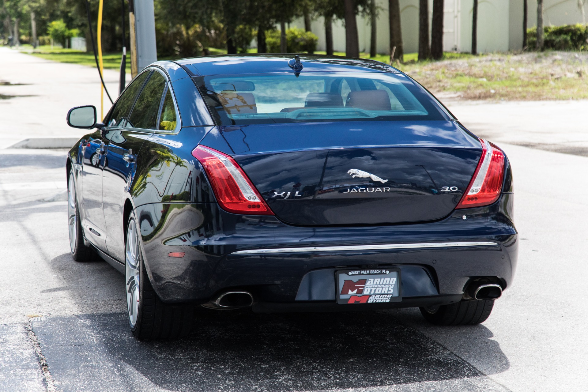Used-2015-Jaguar-XJL-Portfolio