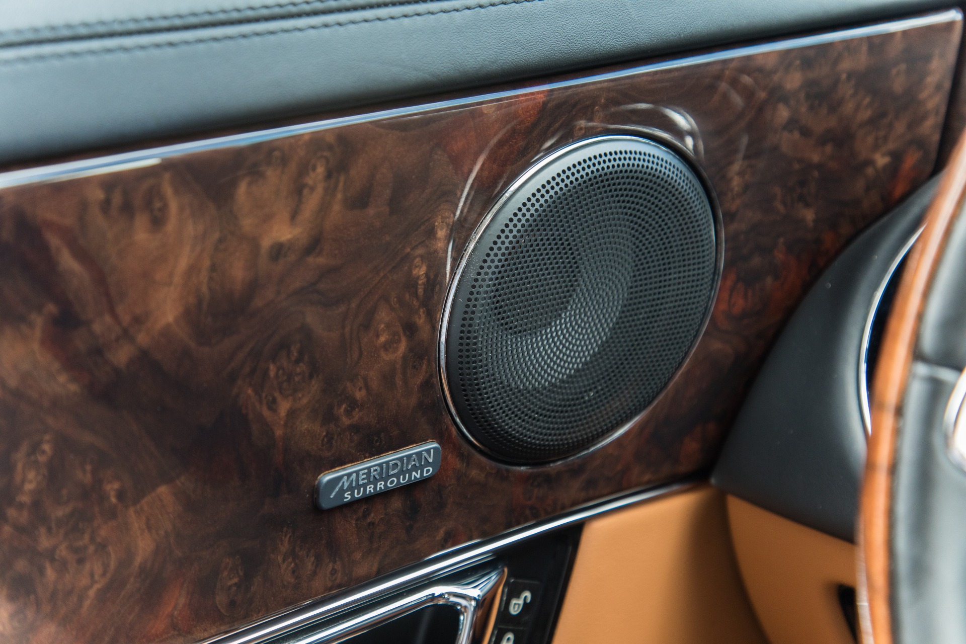 Used-2015-Jaguar-XJL-Portfolio