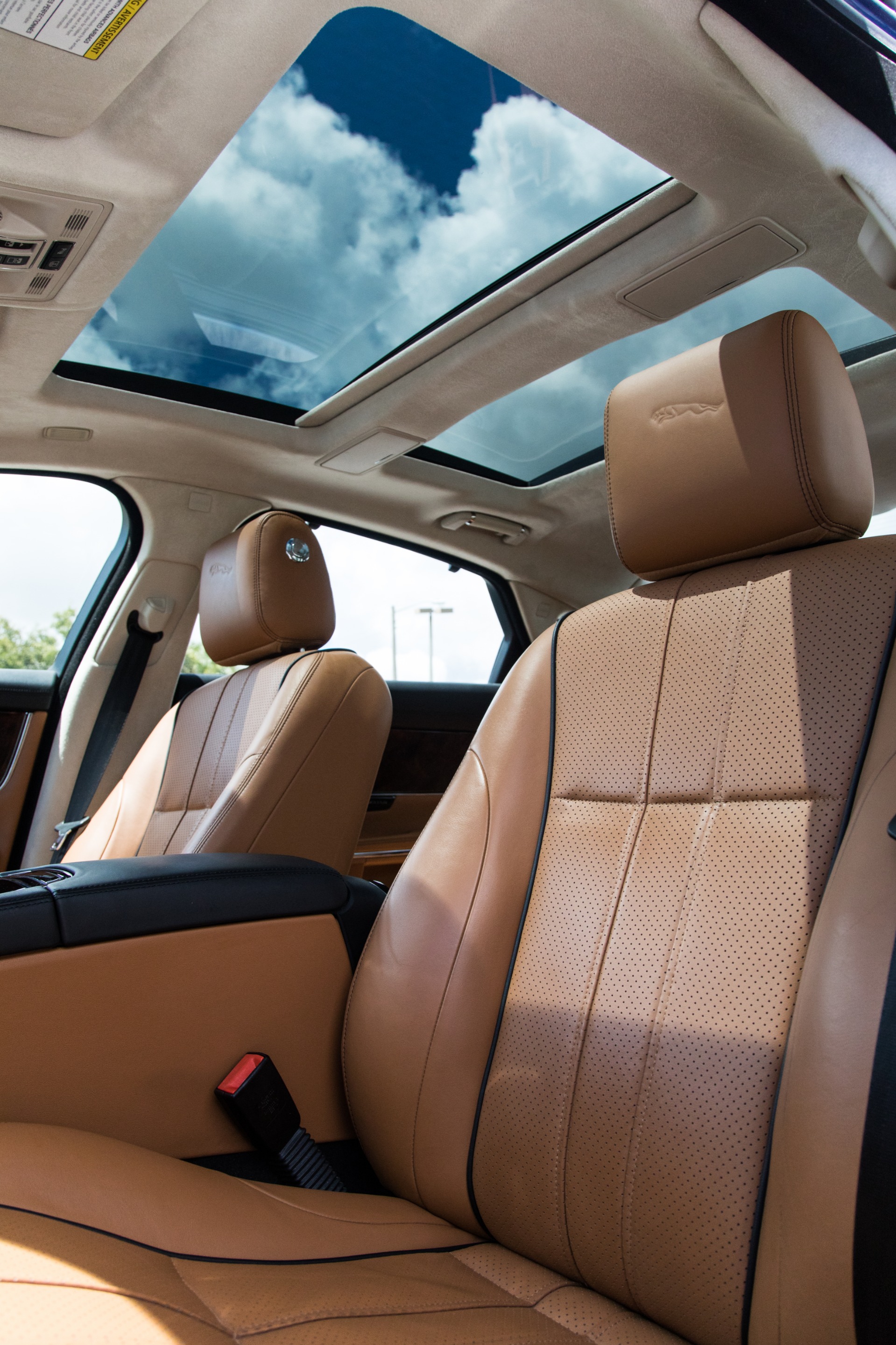 Used-2015-Jaguar-XJL-Portfolio