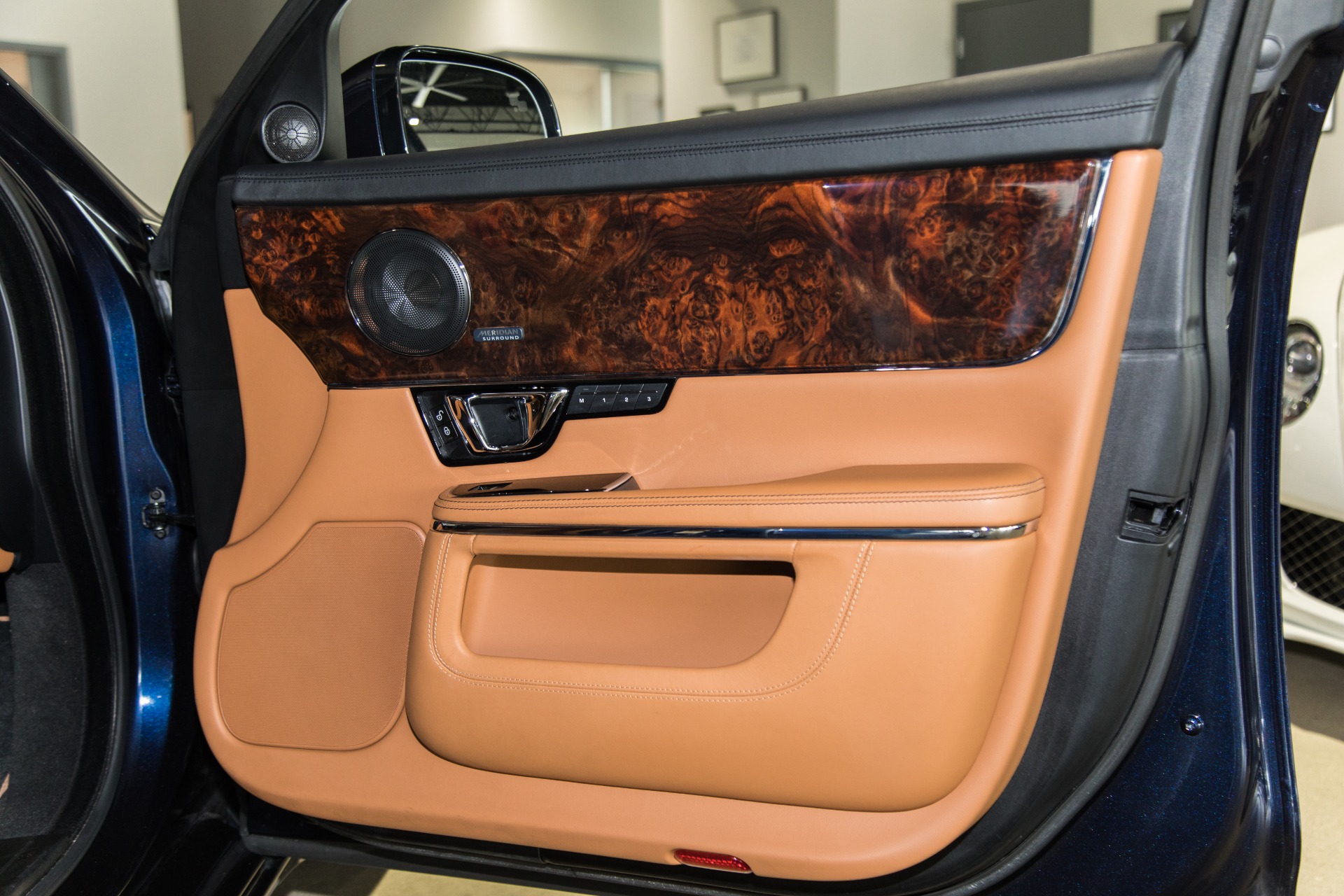 Used-2015-Jaguar-XJL-Portfolio