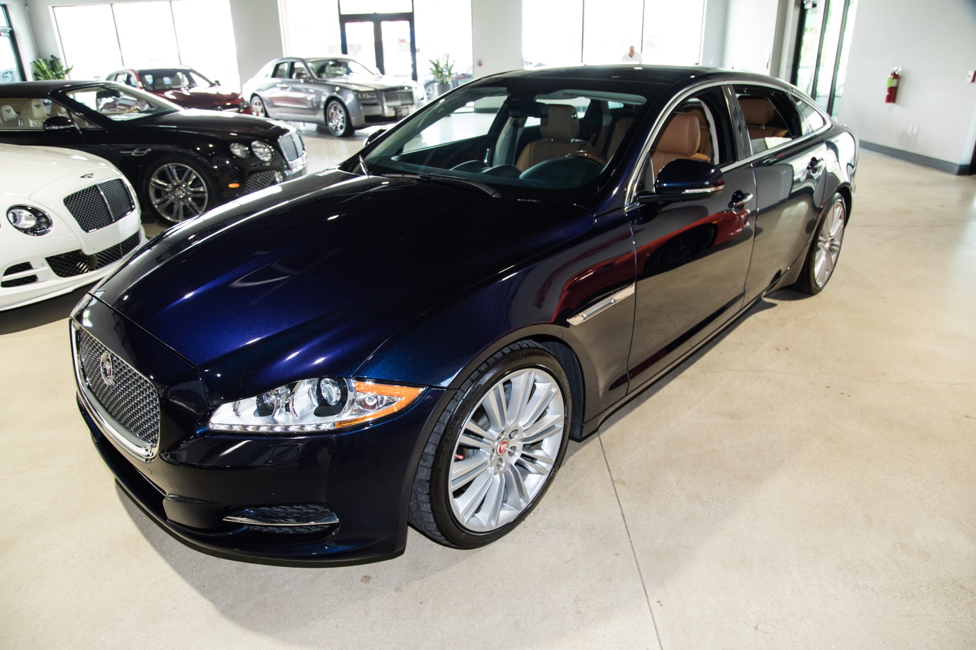 Used-2015-Jaguar-XJL-Portfolio