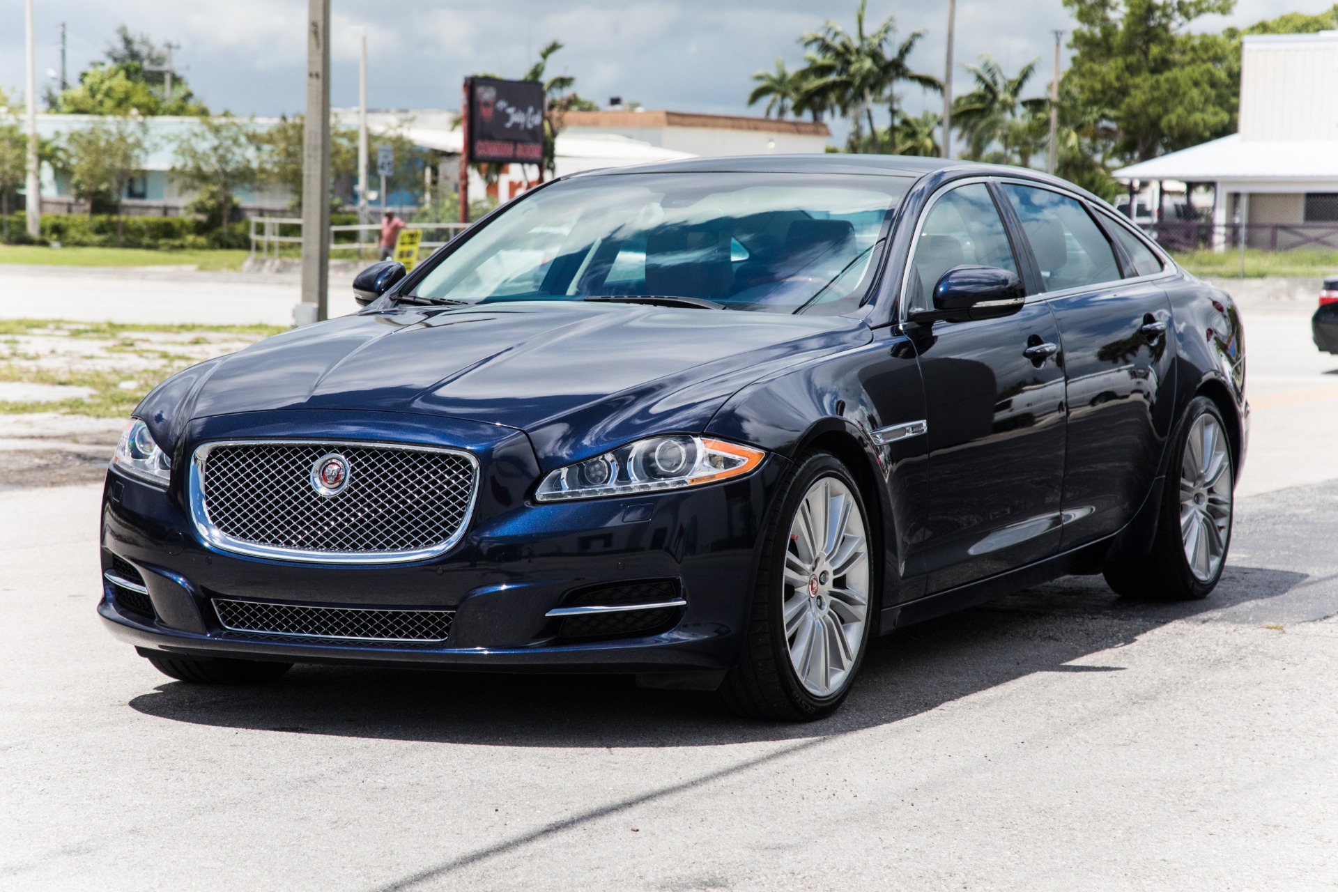 Used-2015-Jaguar-XJL-Portfolio