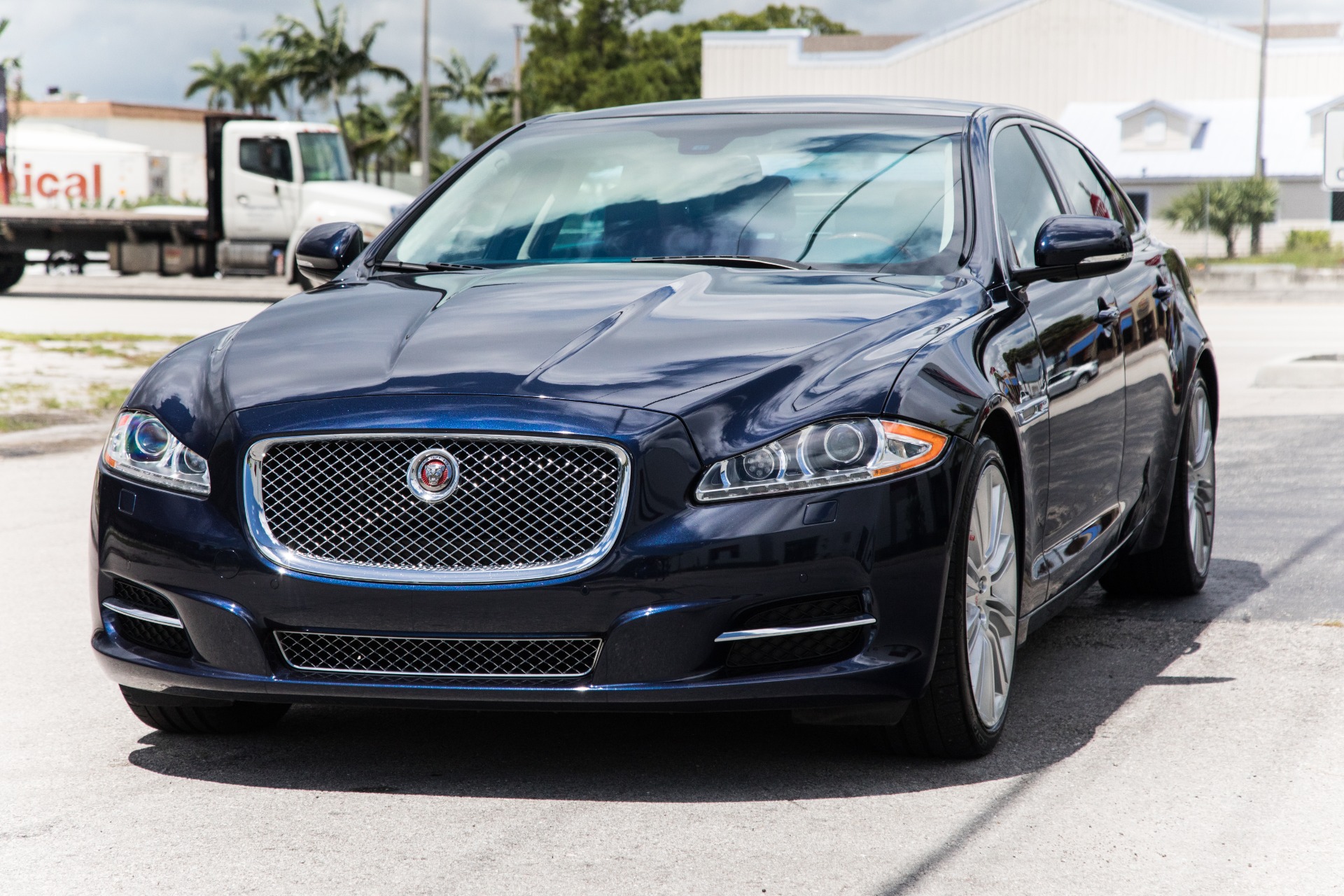 Used-2015-Jaguar-XJL-Portfolio