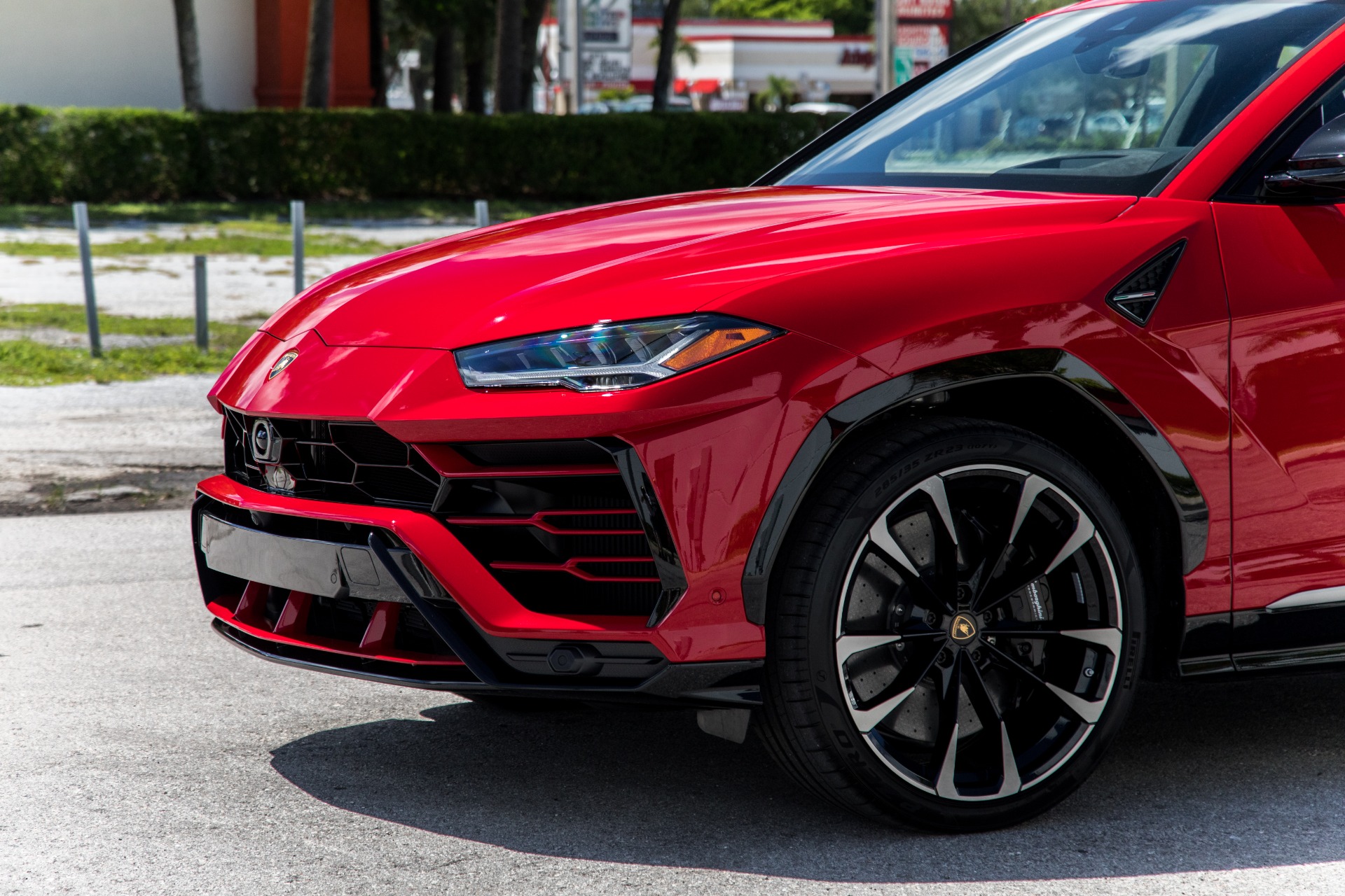 Used-2020-Lamborghini-Urus