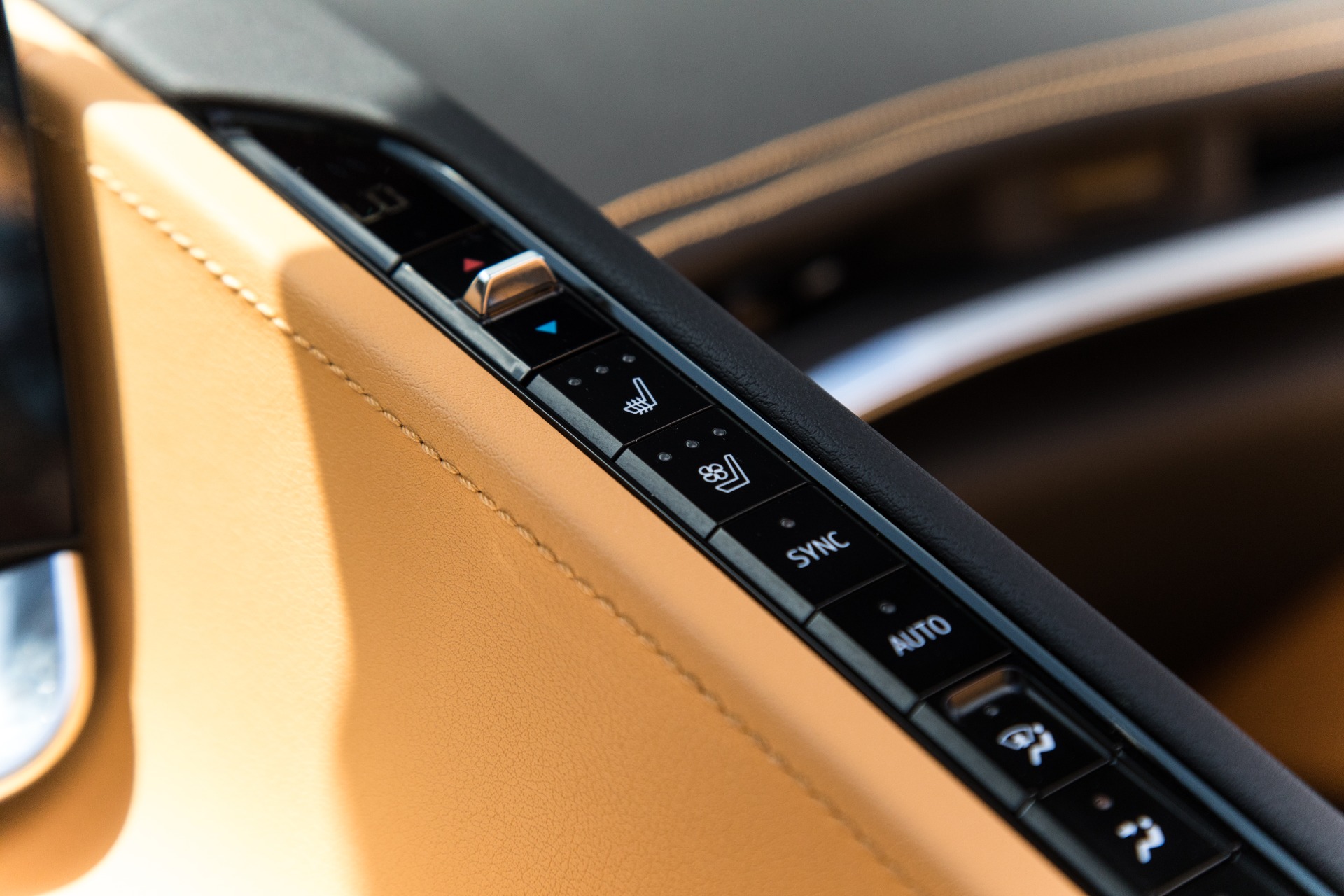 Used-2020-Chevrolet-Corvette-Stingray