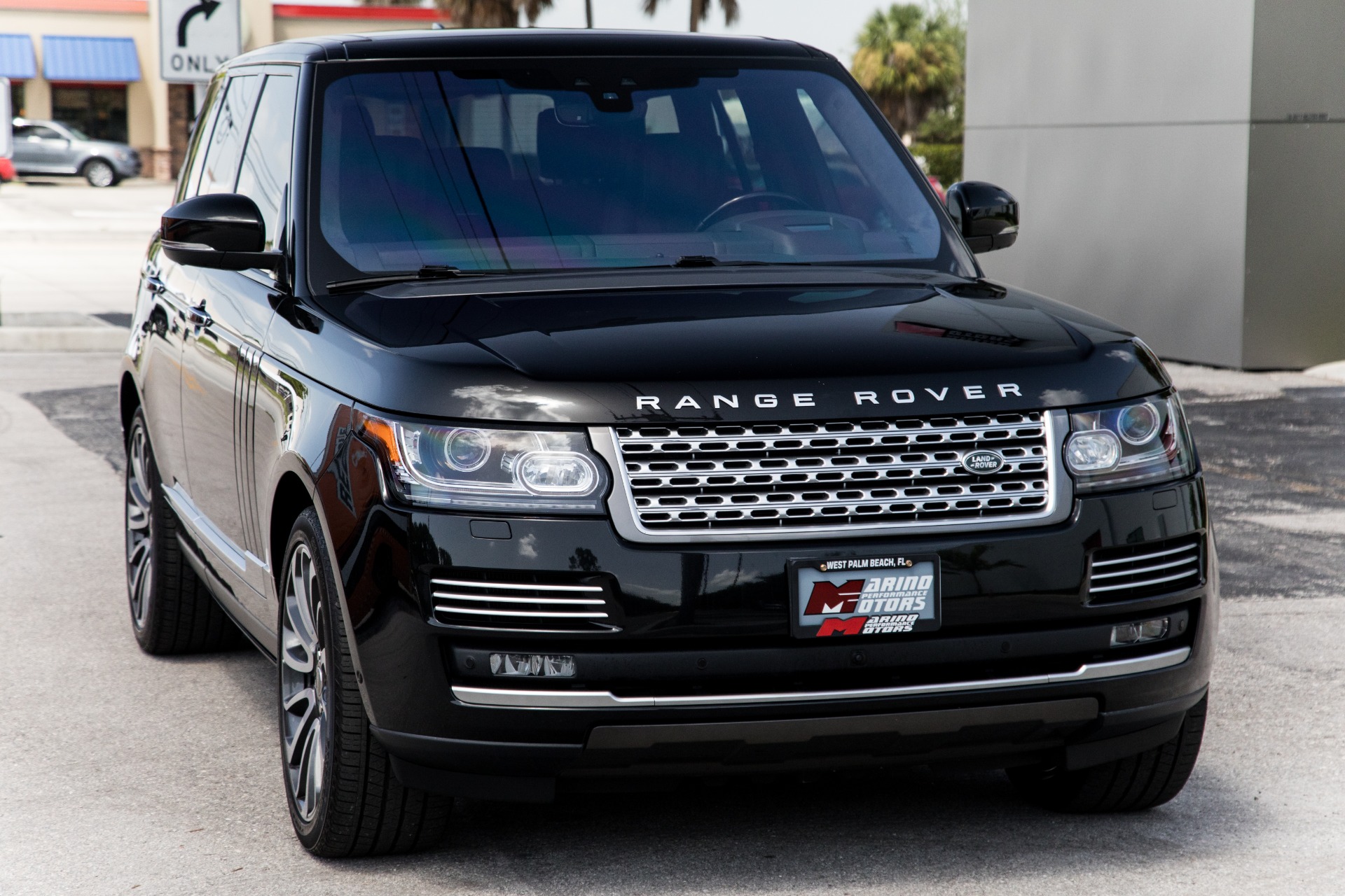 Used-2017-Land-Rover-Range-Rover-Autobiography