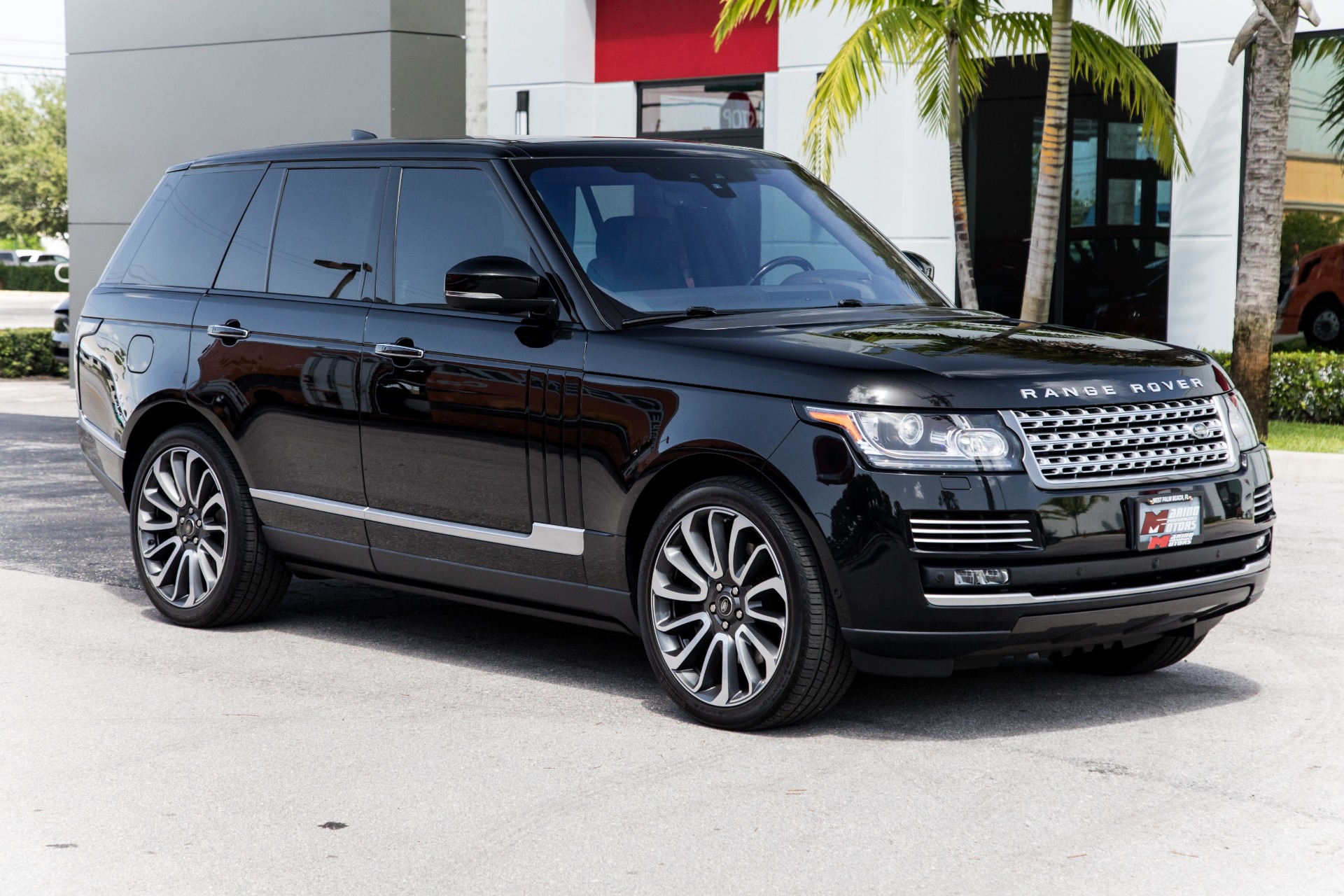 Used-2017-Land-Rover-Range-Rover-Autobiography