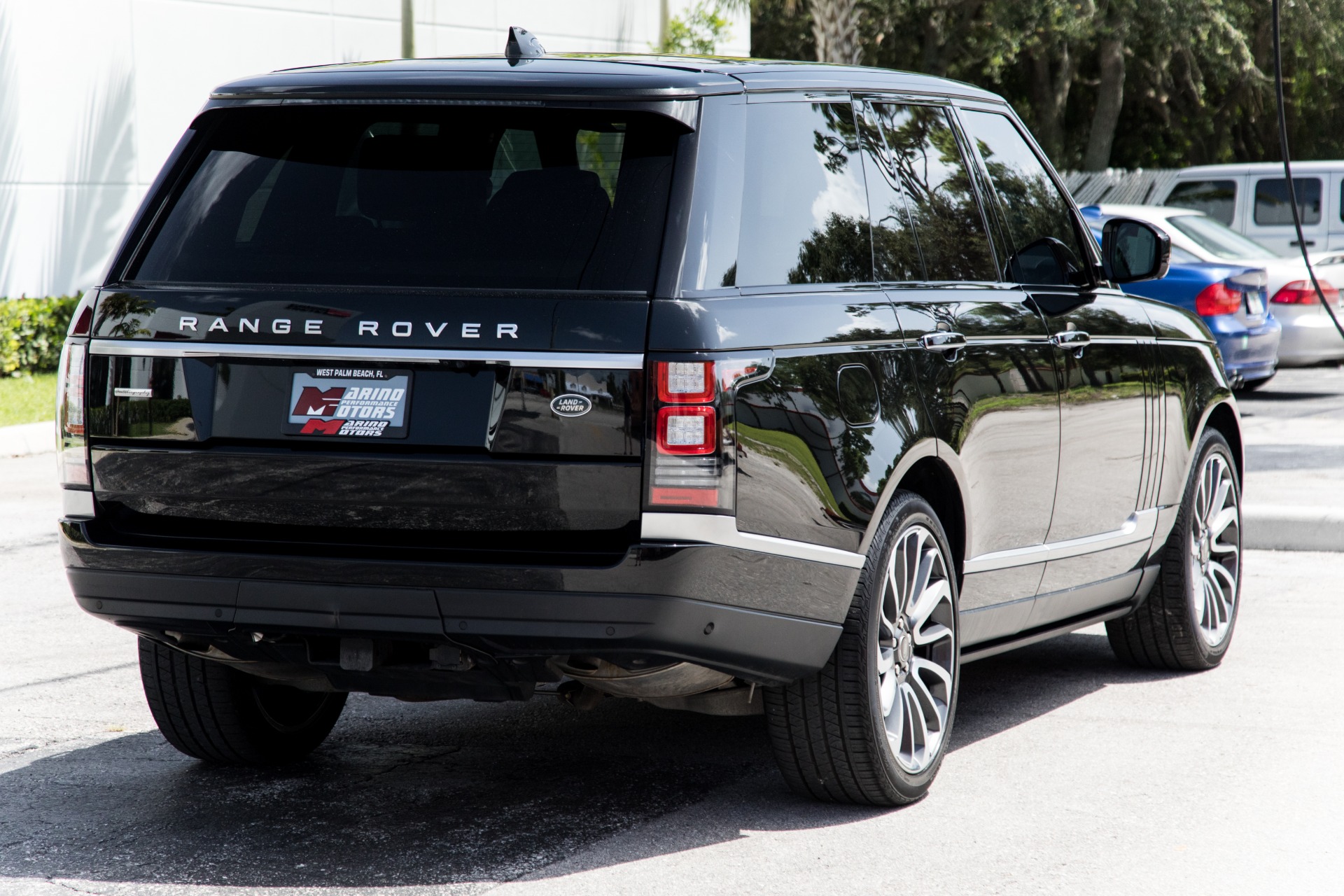 Used-2017-Land-Rover-Range-Rover-Autobiography