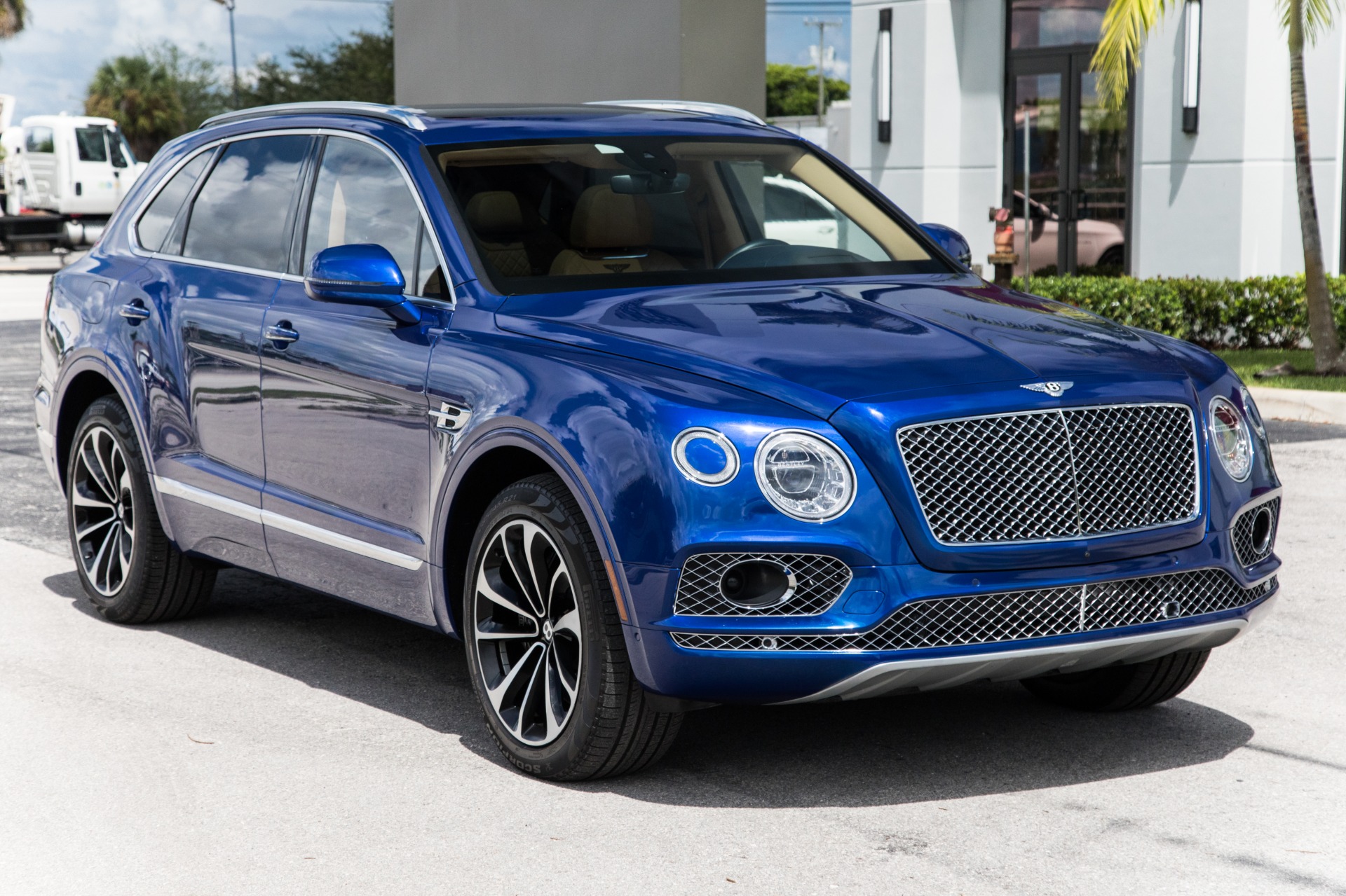 Used-2017-Bentley-Bentayga-W12
