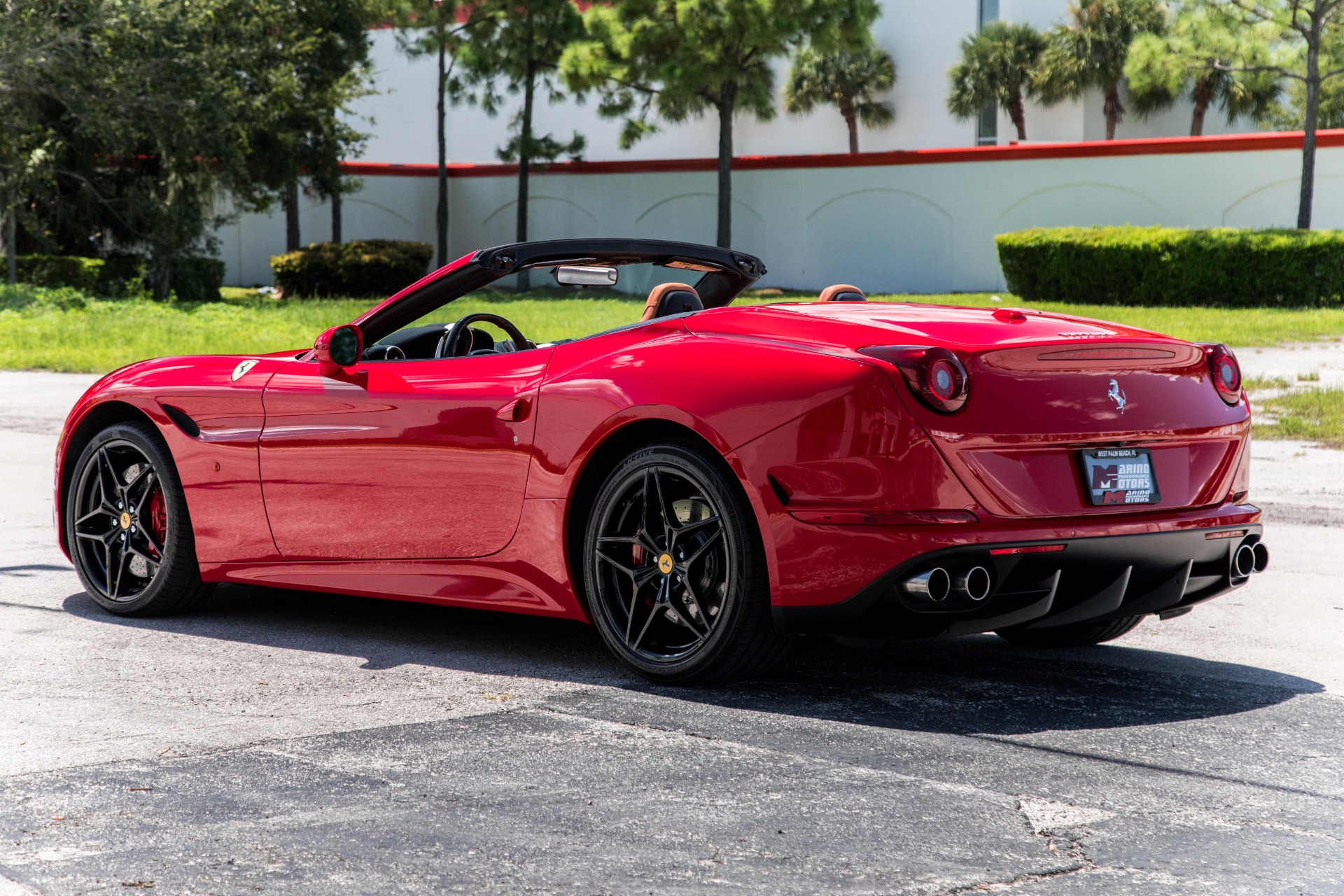 ferrari base model