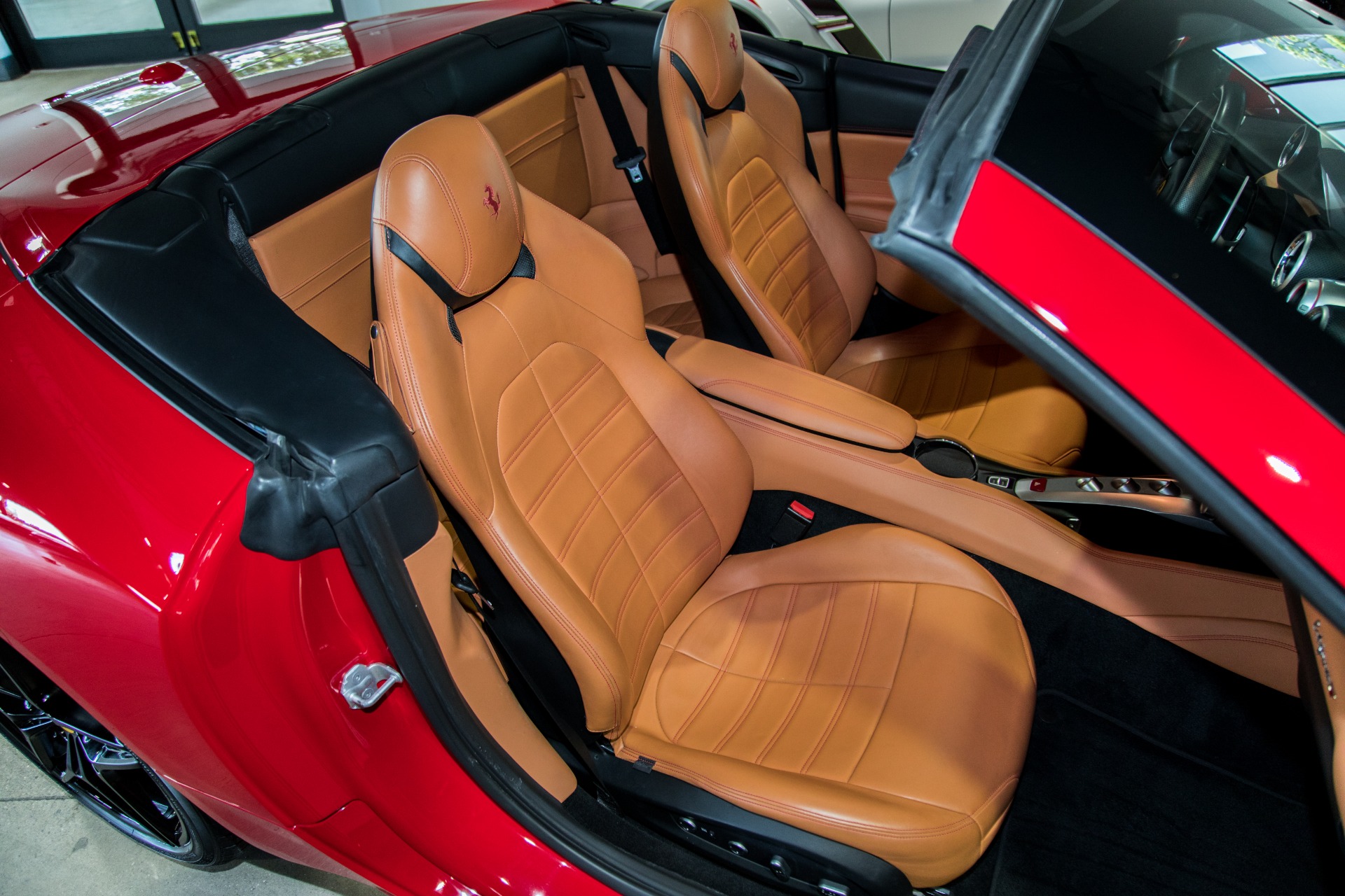 Used-2017-Ferrari-California-T-Base