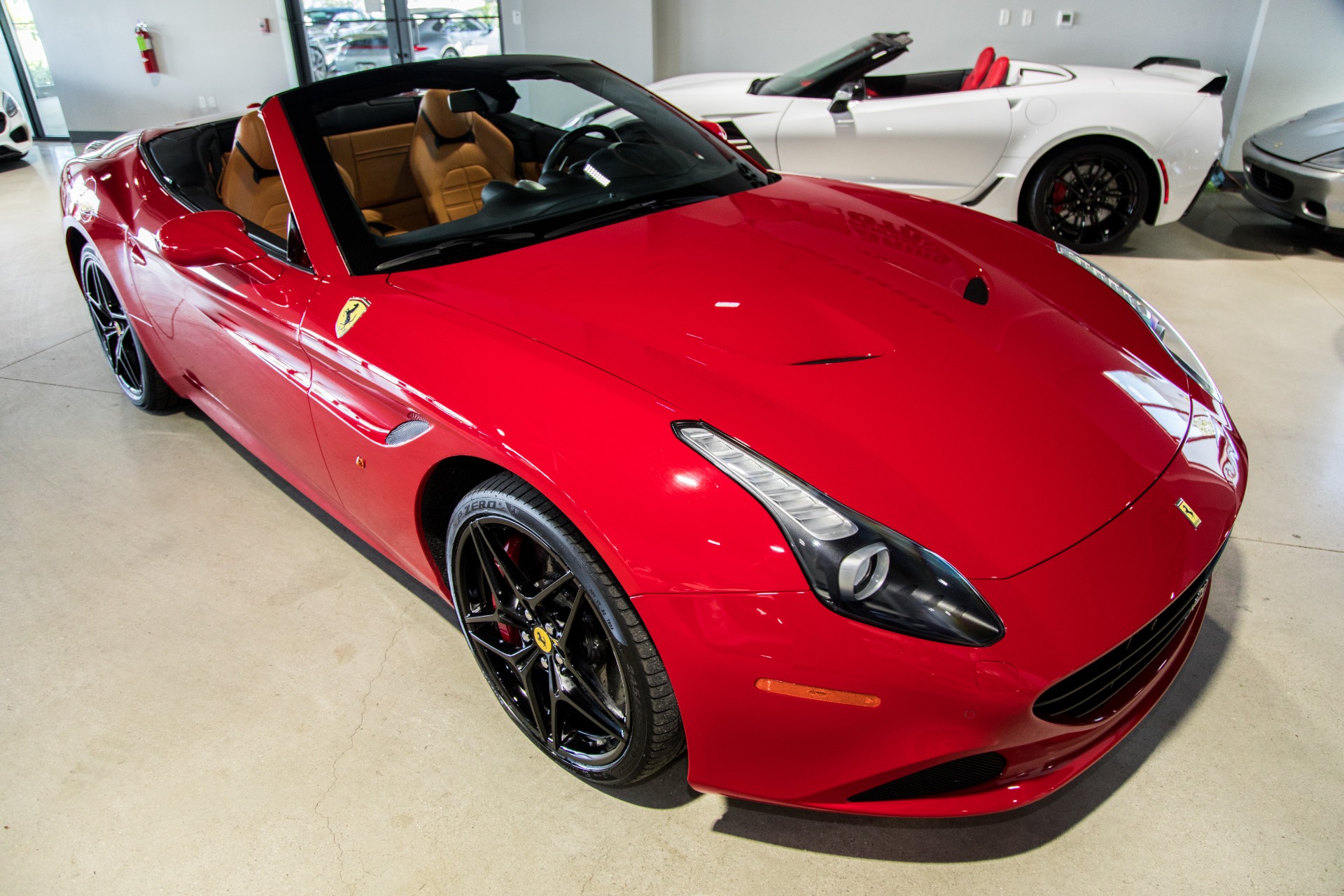 Used-2017-Ferrari-California-T-Base