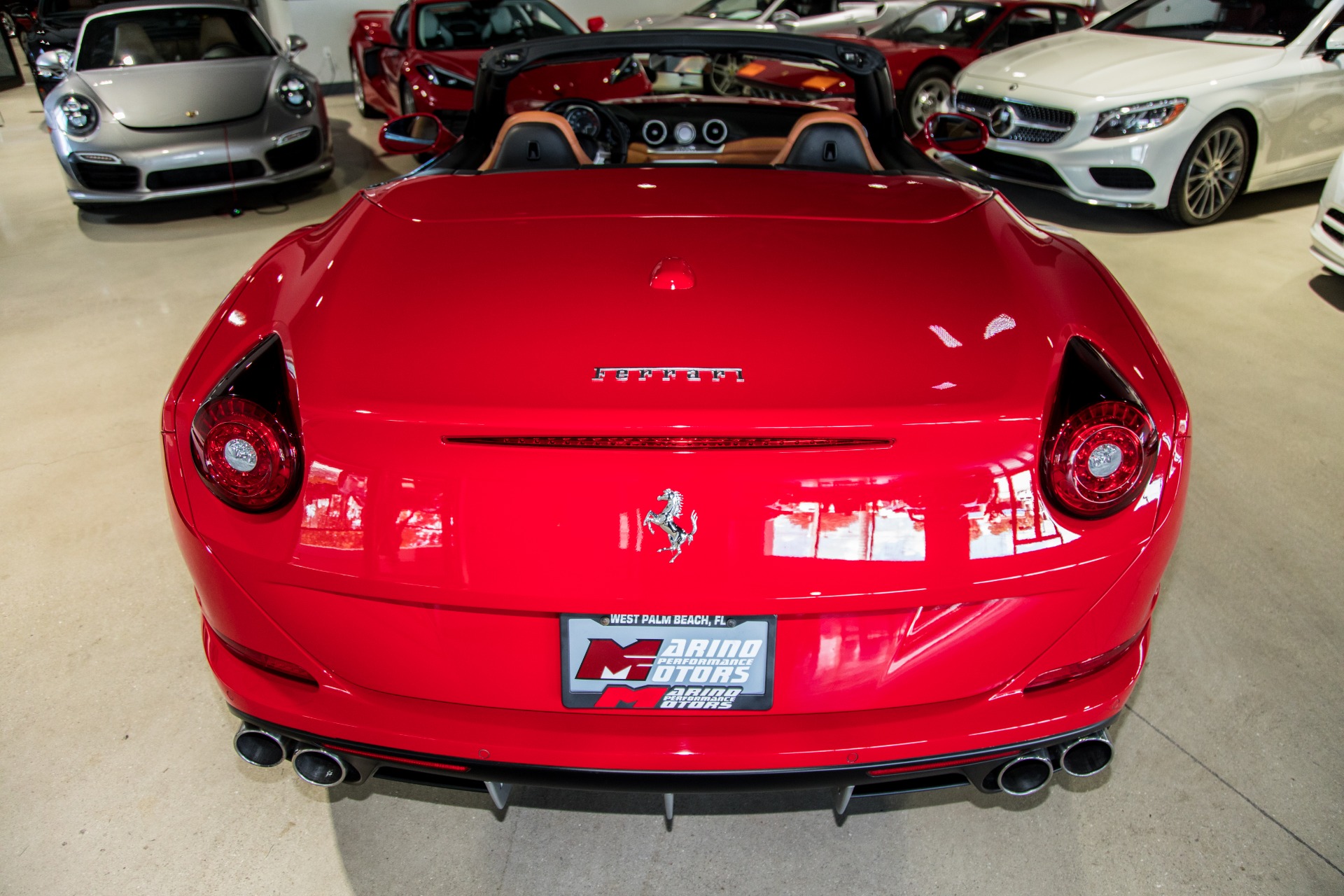 ferrari base model