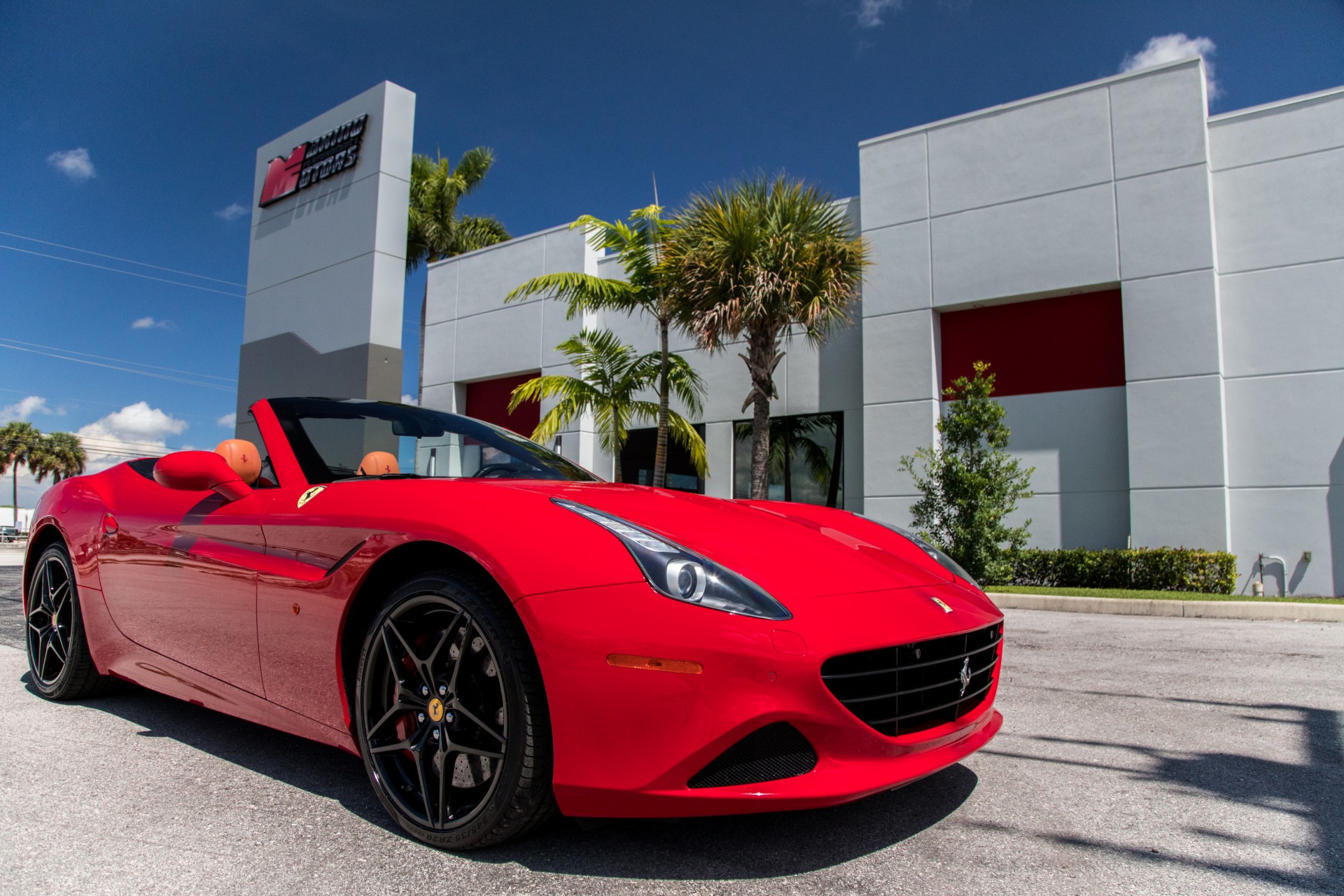 Used-2017-Ferrari-California-T-Base