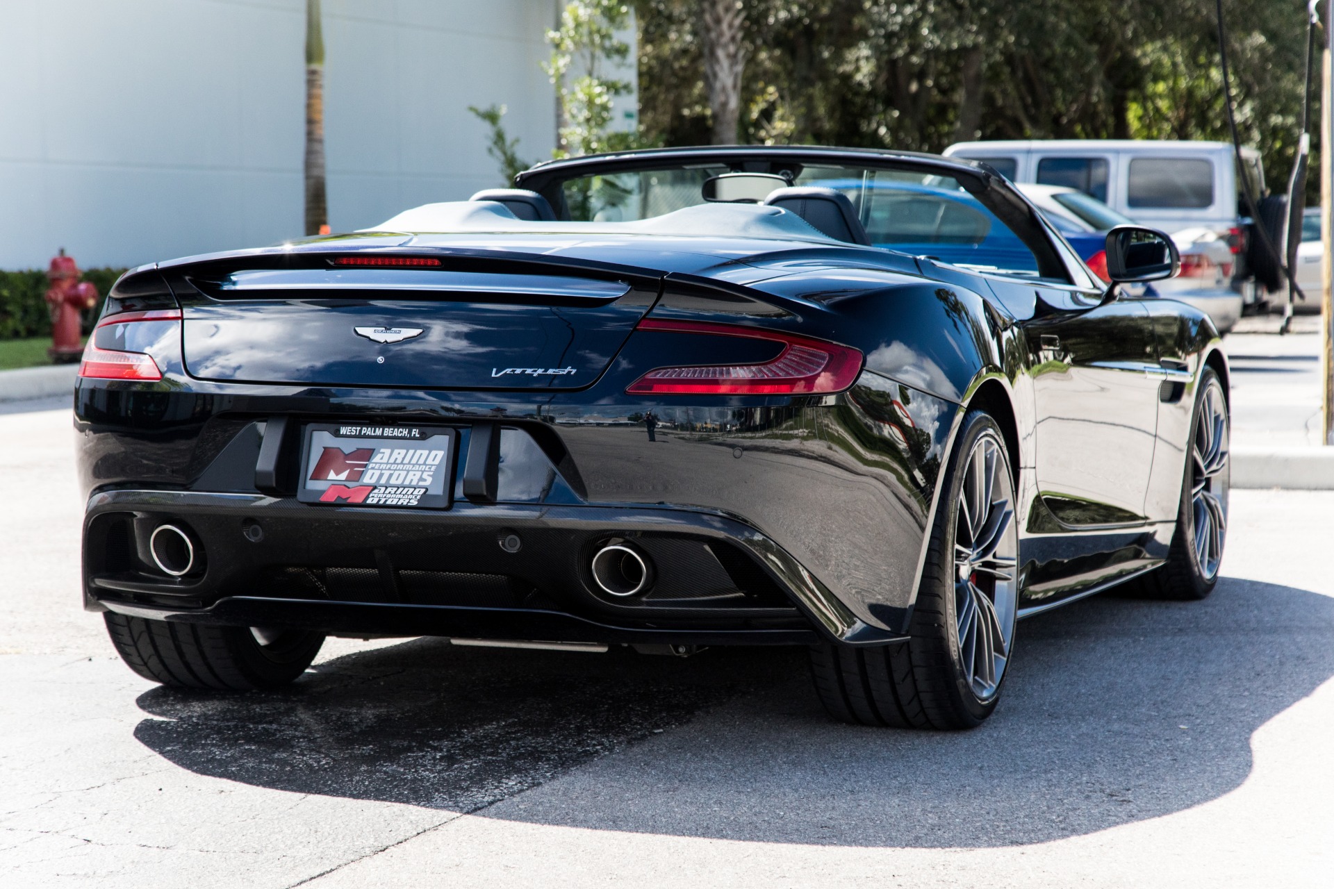 Used-2014-Aston-Martin-Vanquish-Volante