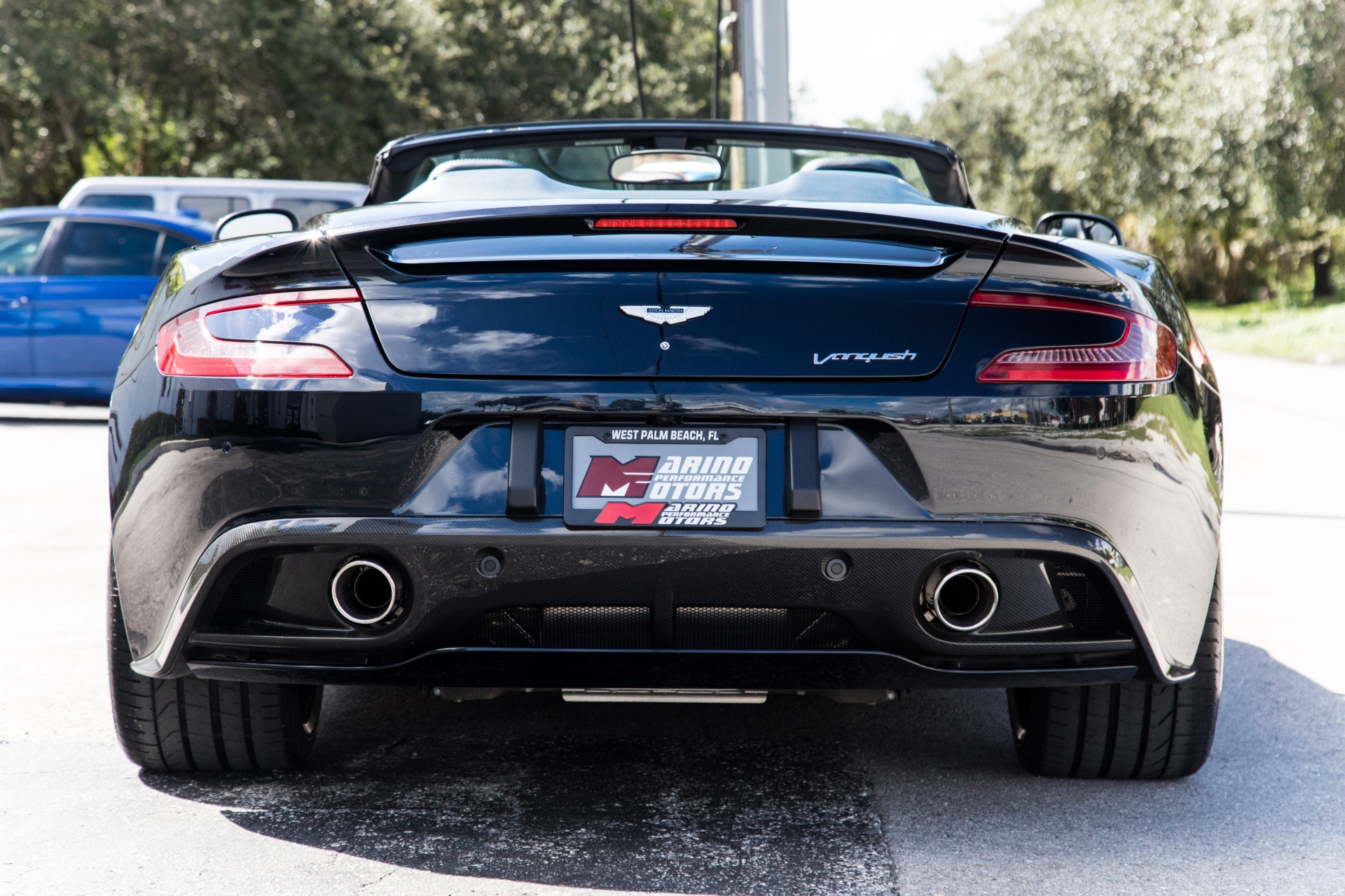 Used-2014-Aston-Martin-Vanquish-Volante