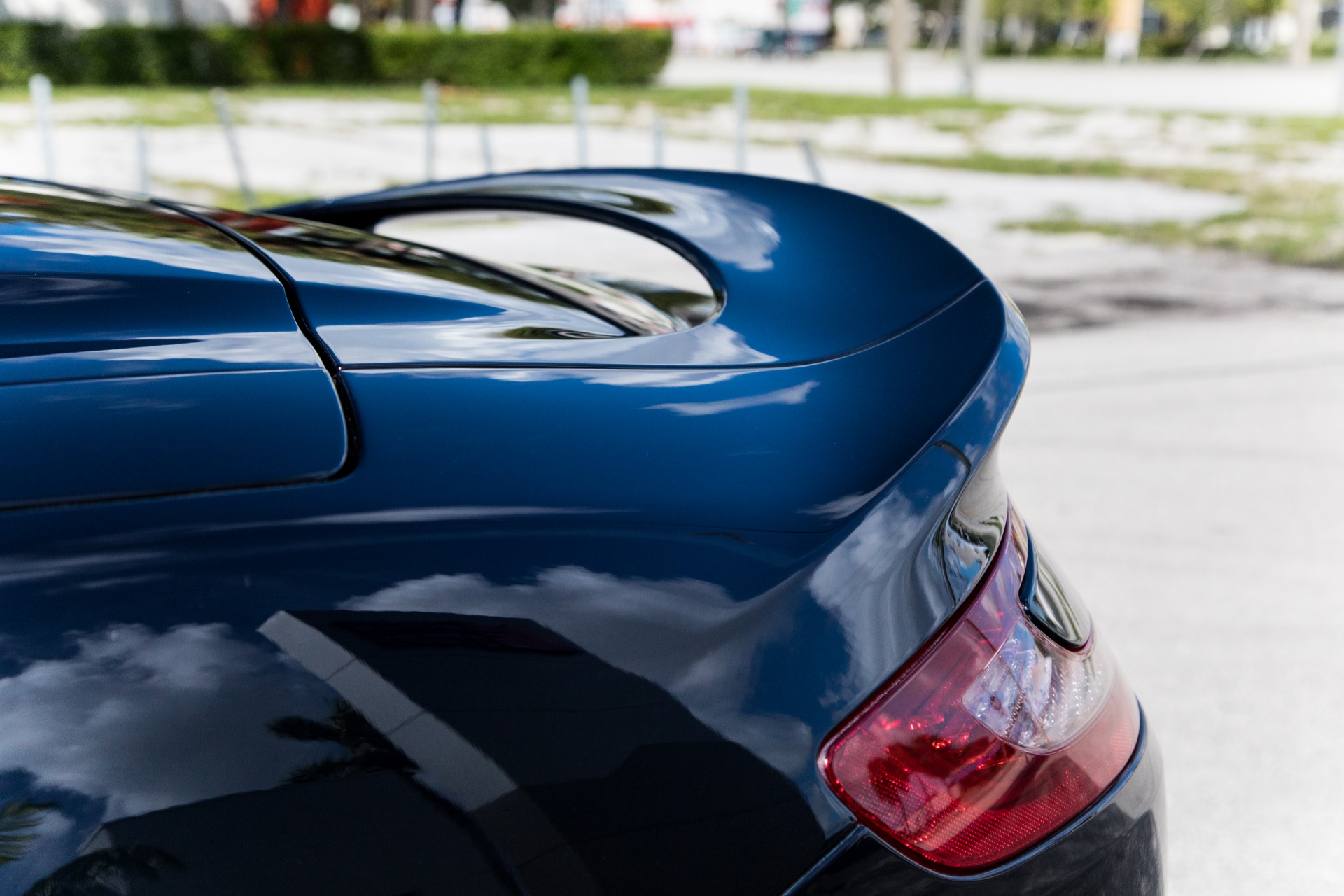 Used-2014-Aston-Martin-Vanquish-Volante