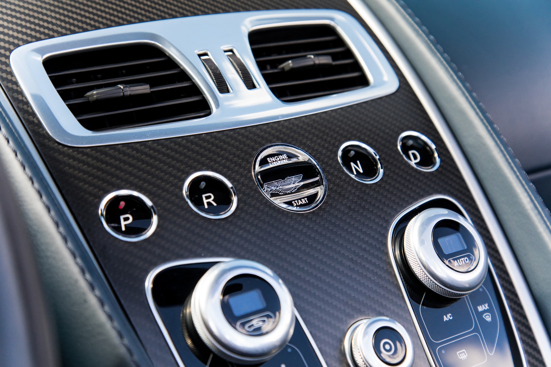 Used-2014-Aston-Martin-Vanquish-Volante