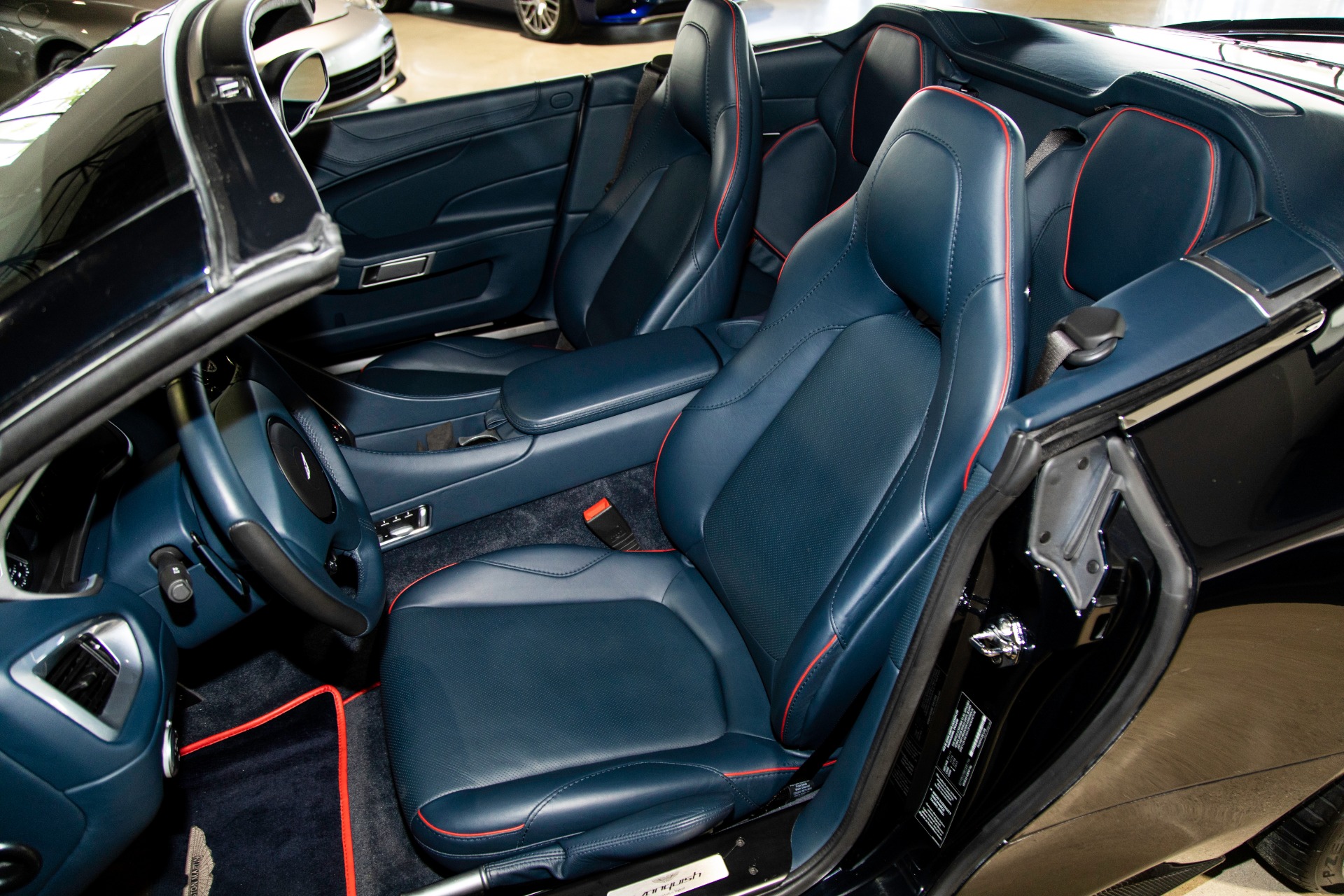 Used-2014-Aston-Martin-Vanquish-Volante