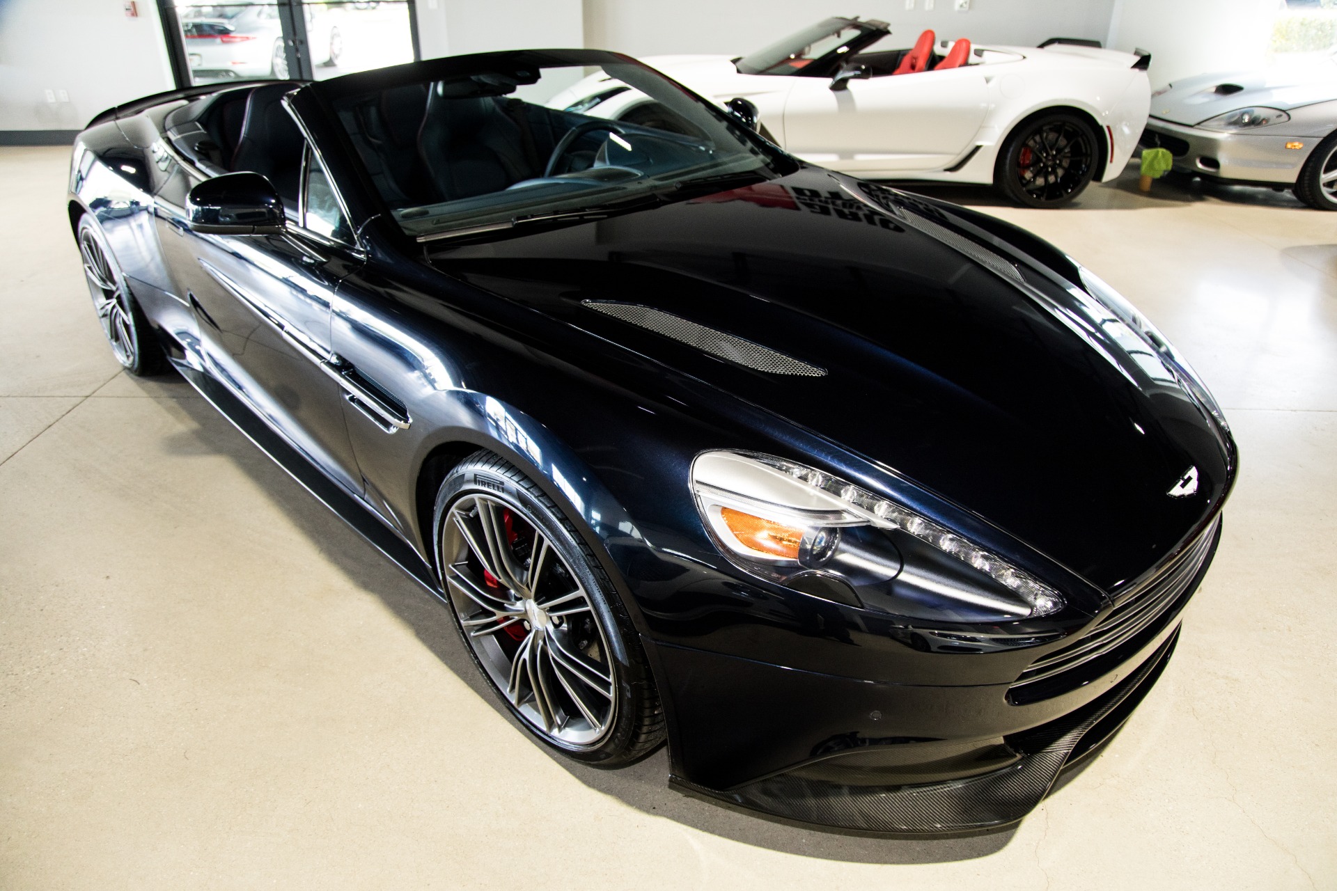 Used-2014-Aston-Martin-Vanquish-Volante